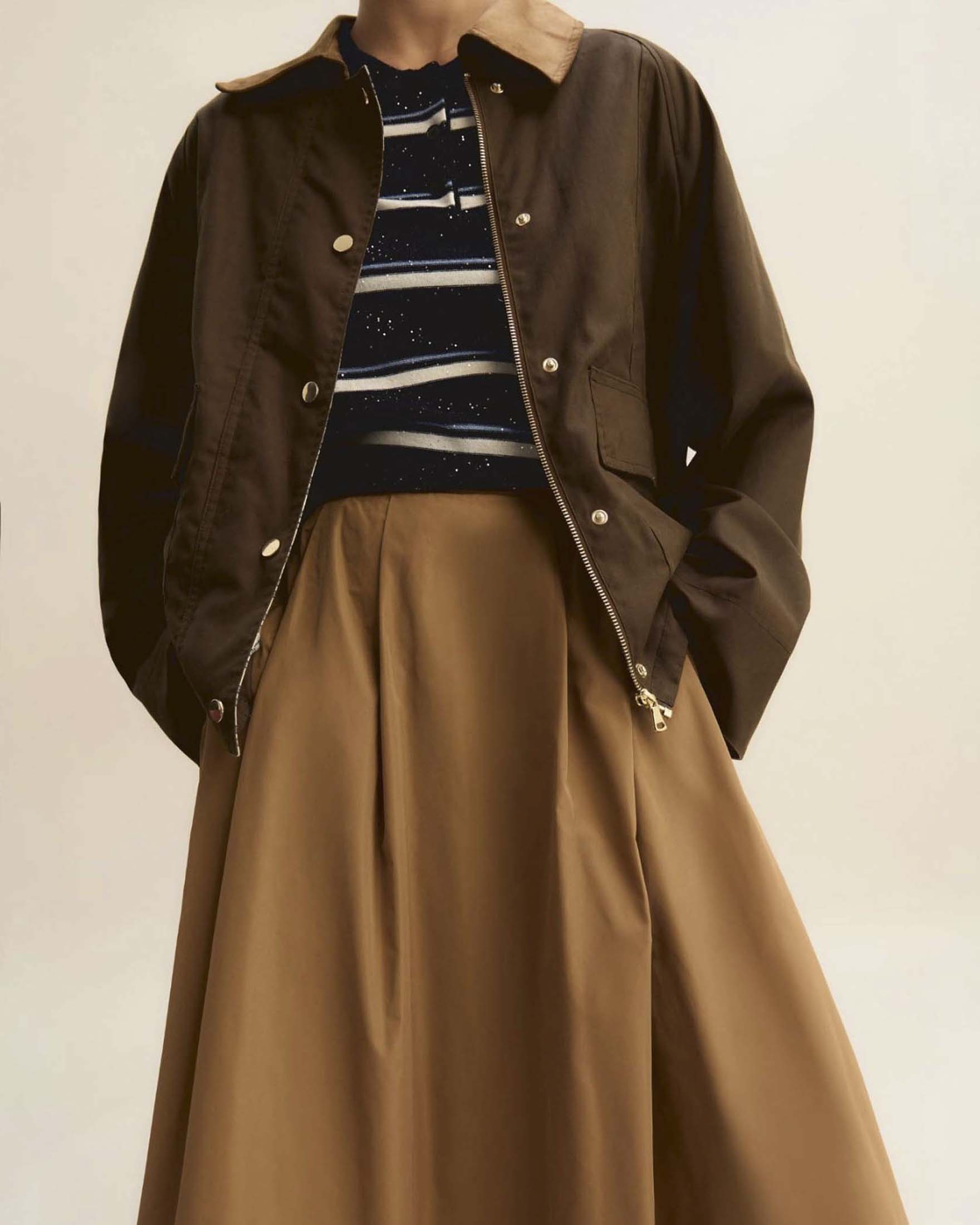 Gonna lunga a pieghe color cammello Emme Marella in taffetà con tasche laterali image