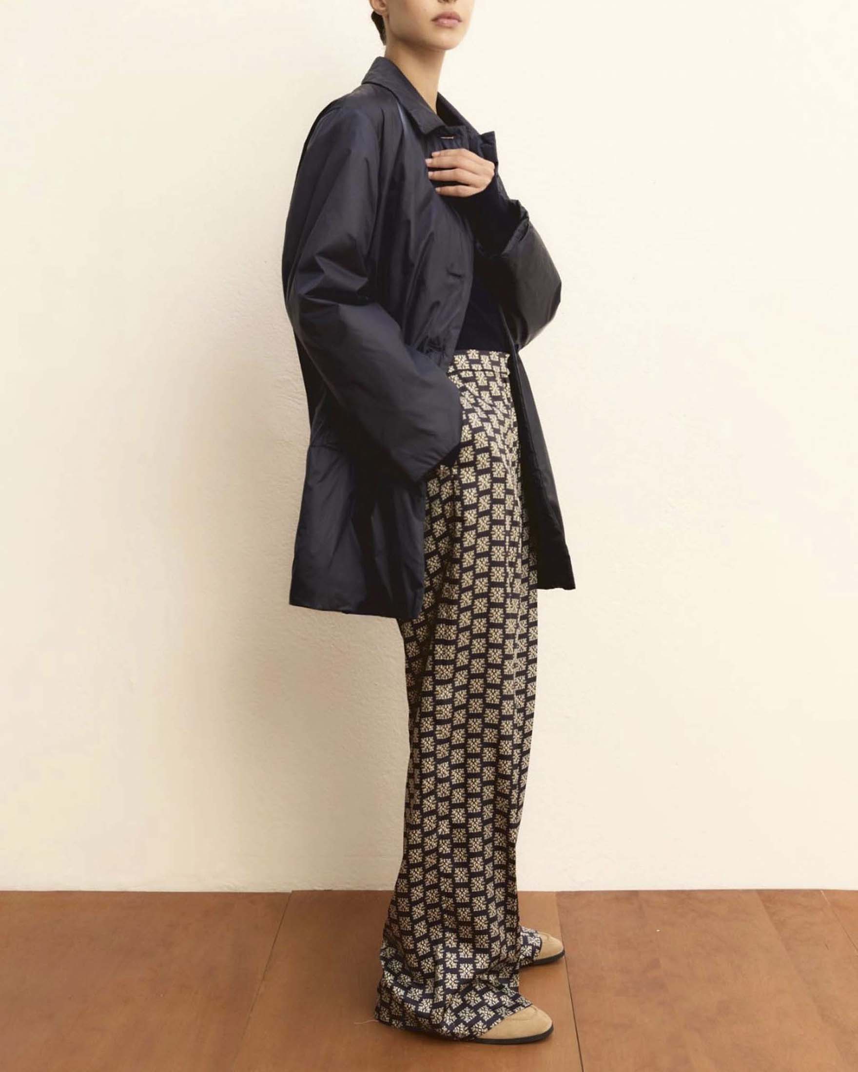 Pantalone blu a palazzo in twill stampato