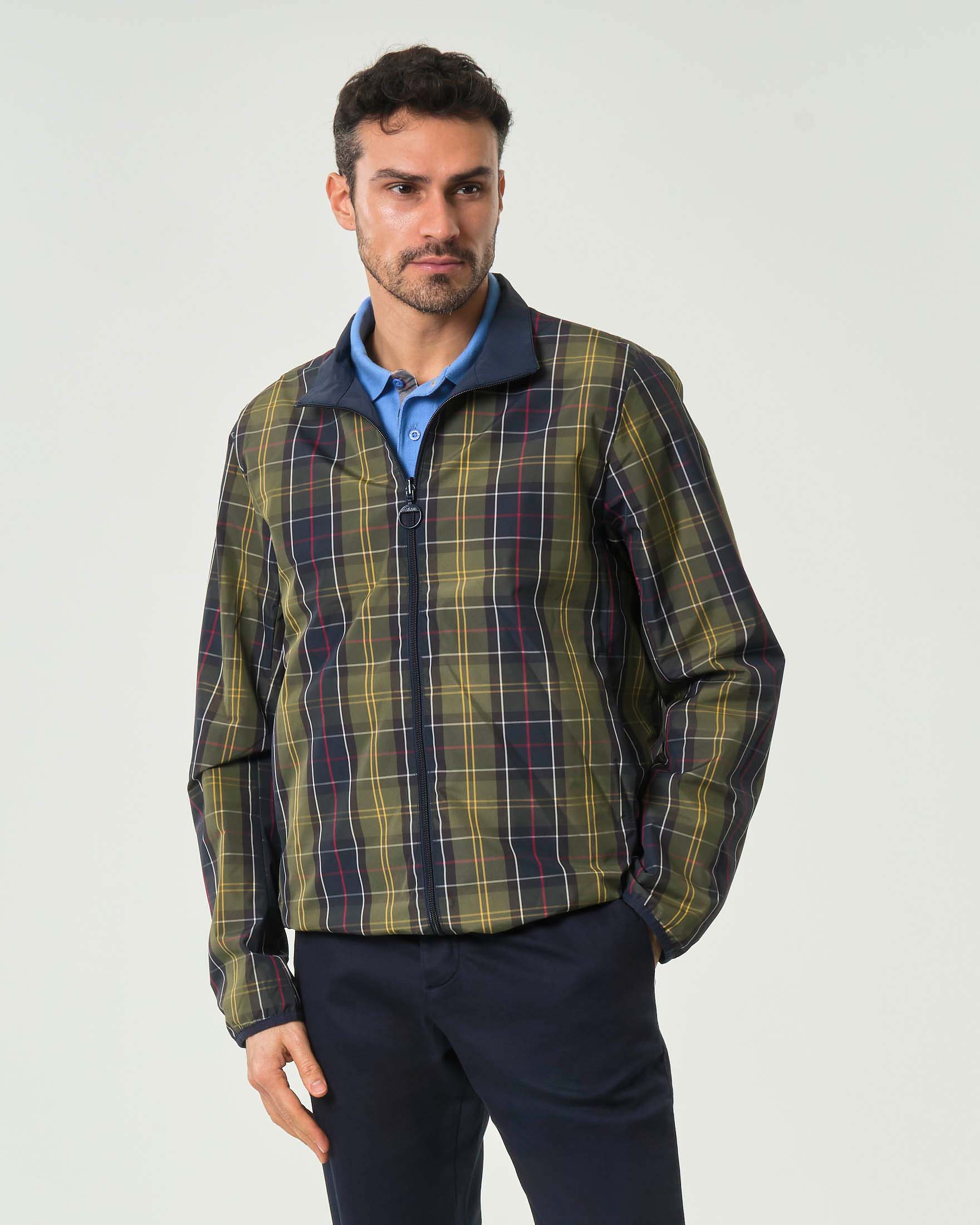 Giubbino Barbour Korbel blu in tessuto crinkle reversibile in tartan check image
