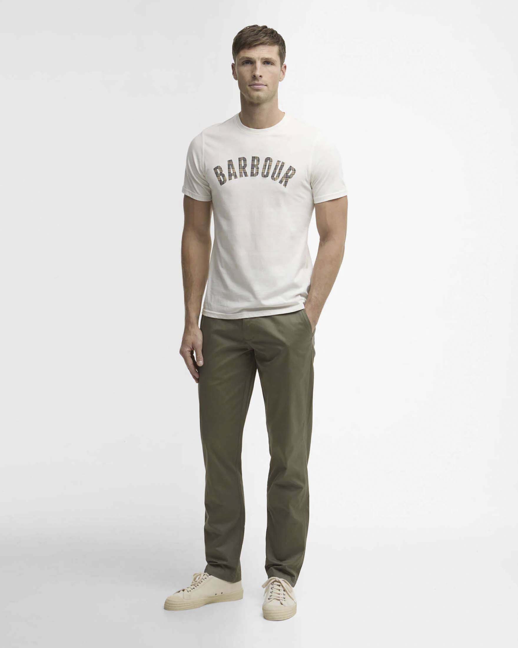 Pantaloni chino Barbour verde militare in gabardina di cotone stretch