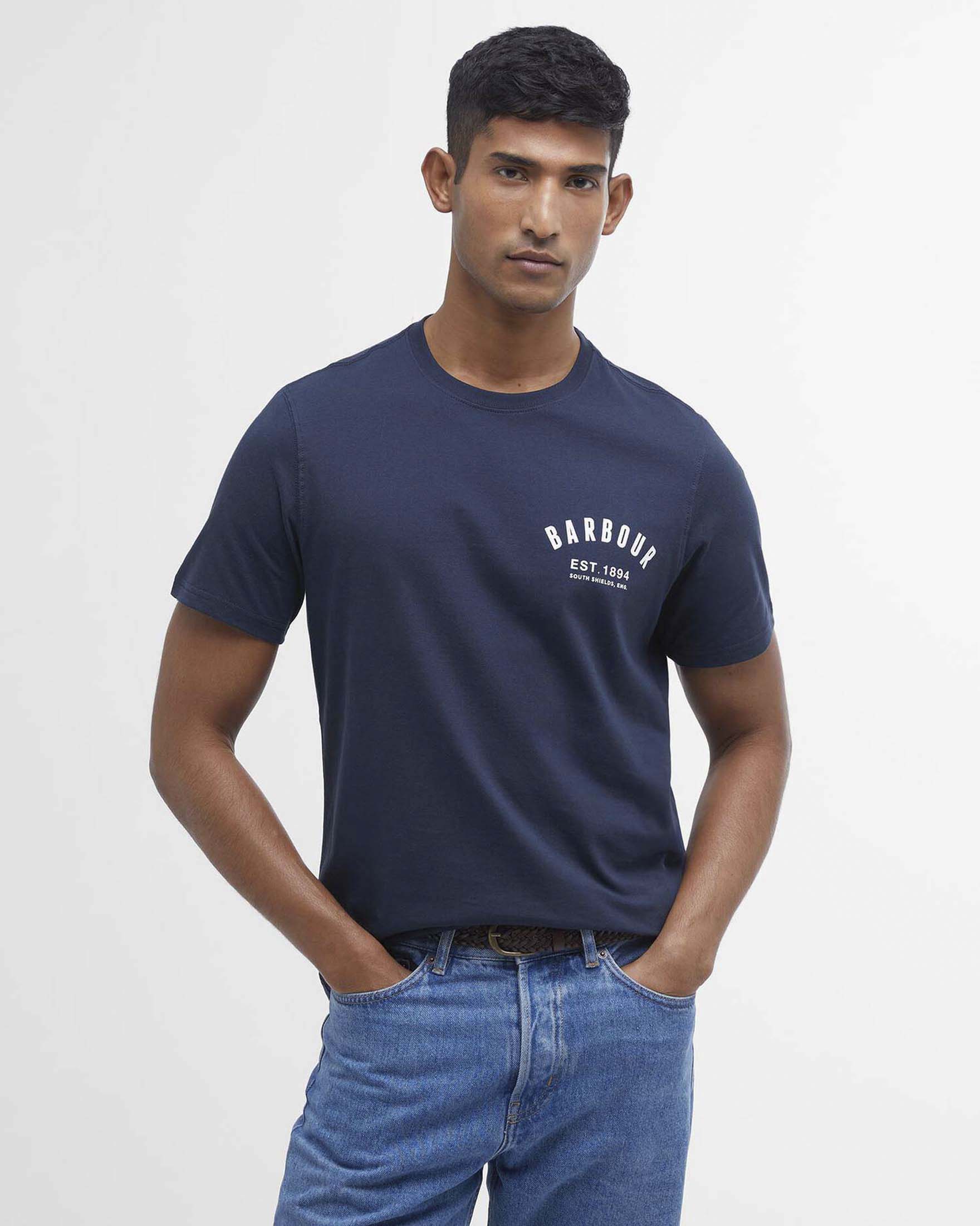 T-shirt Preppy mezza manica Barbour blu in jersey di puro cotone con logo stampato al petto image