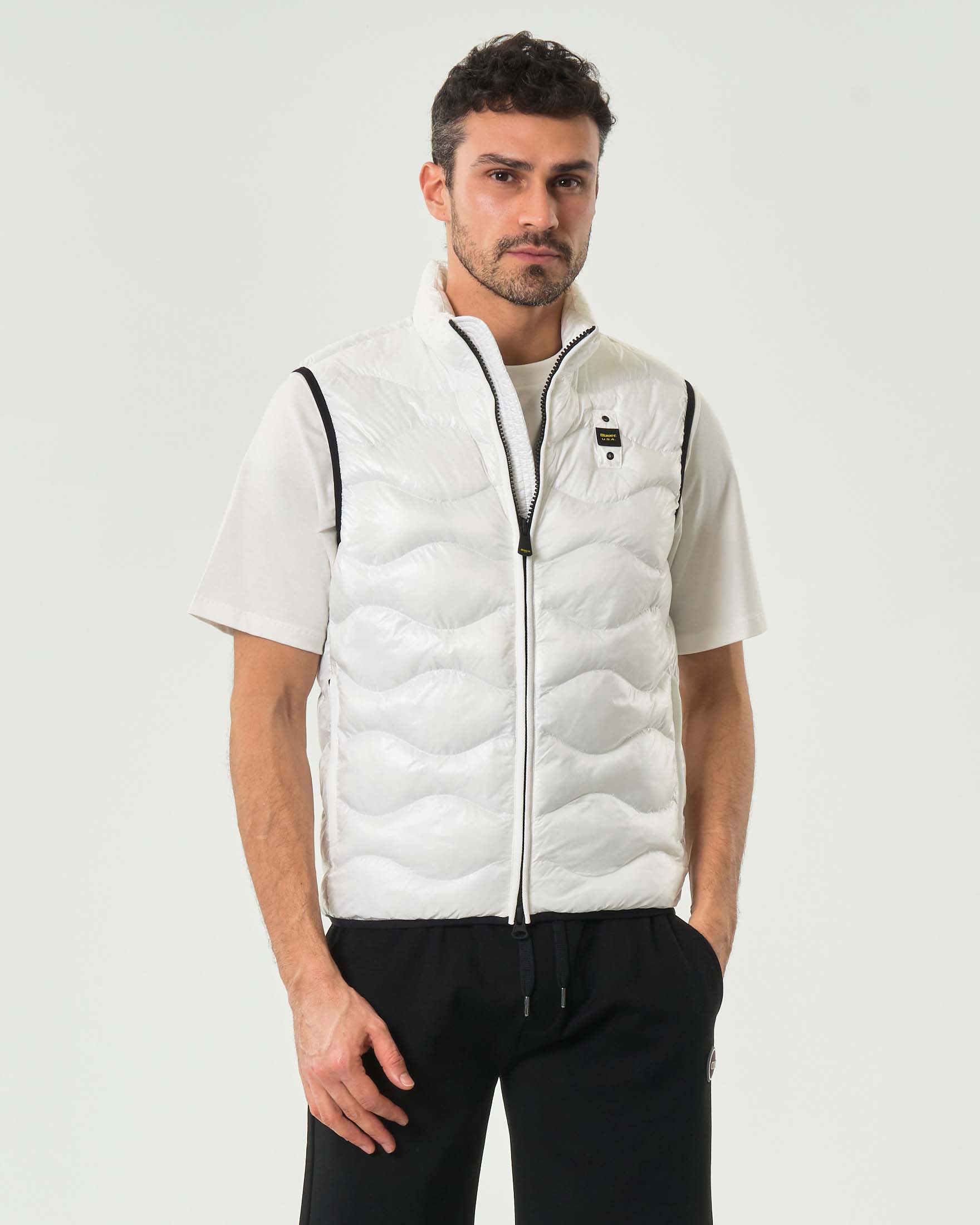 Gilet bianco 100 grammi senza cappuccio con trapuntatura ad onde
