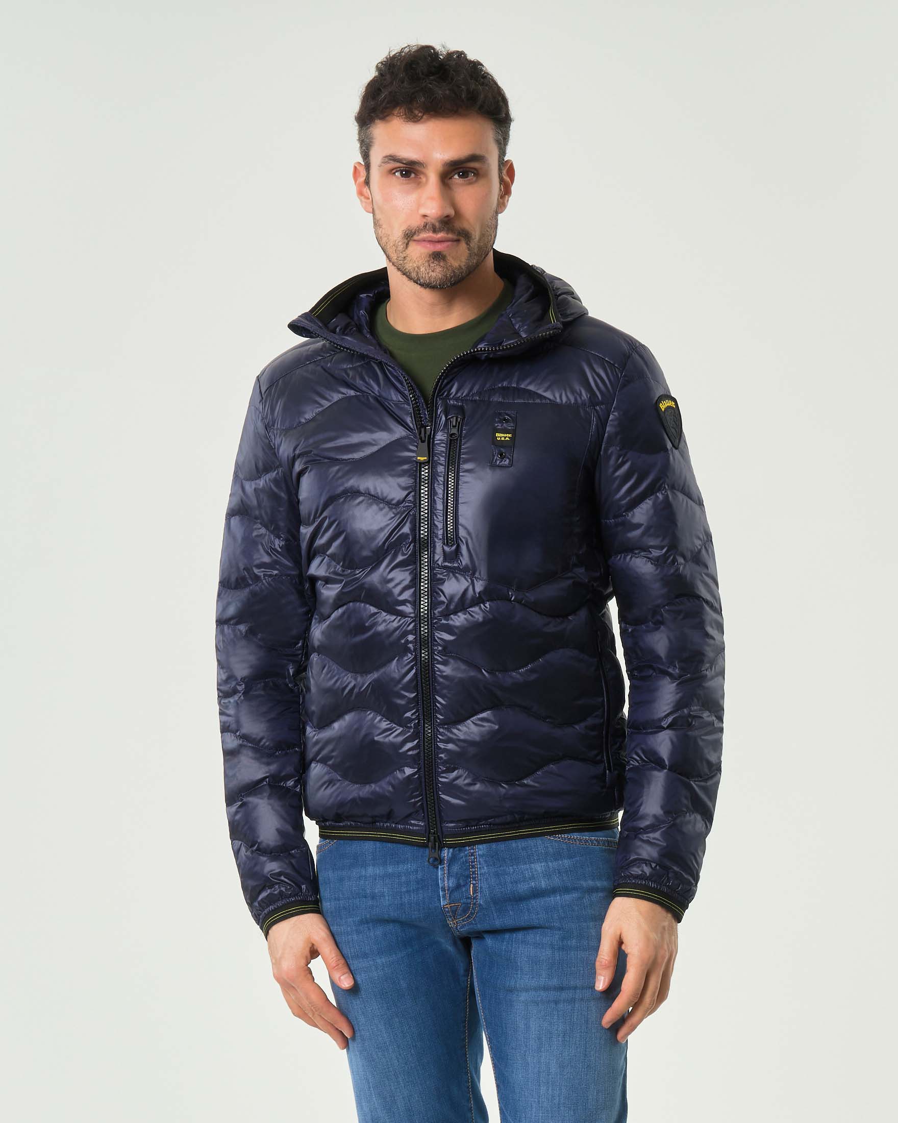 Piumino Wave blu 100 grammi con cappuccio e trapuntatura ad onde