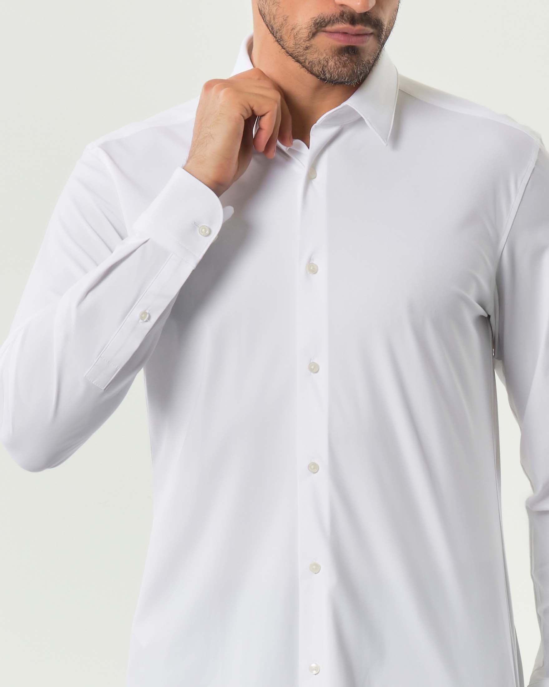 Camicia Boss bianca Spread in tessuto tecnico stretch con colletto aperto alla francese image