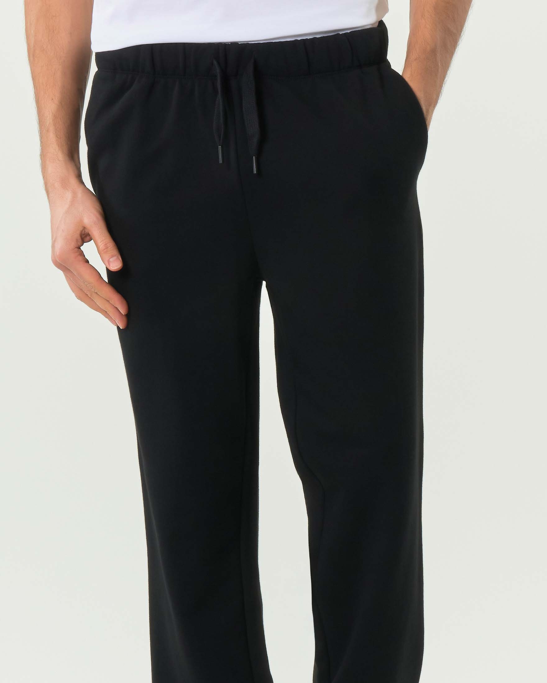 Pantalone Boss nero in felpa di puro cotone image