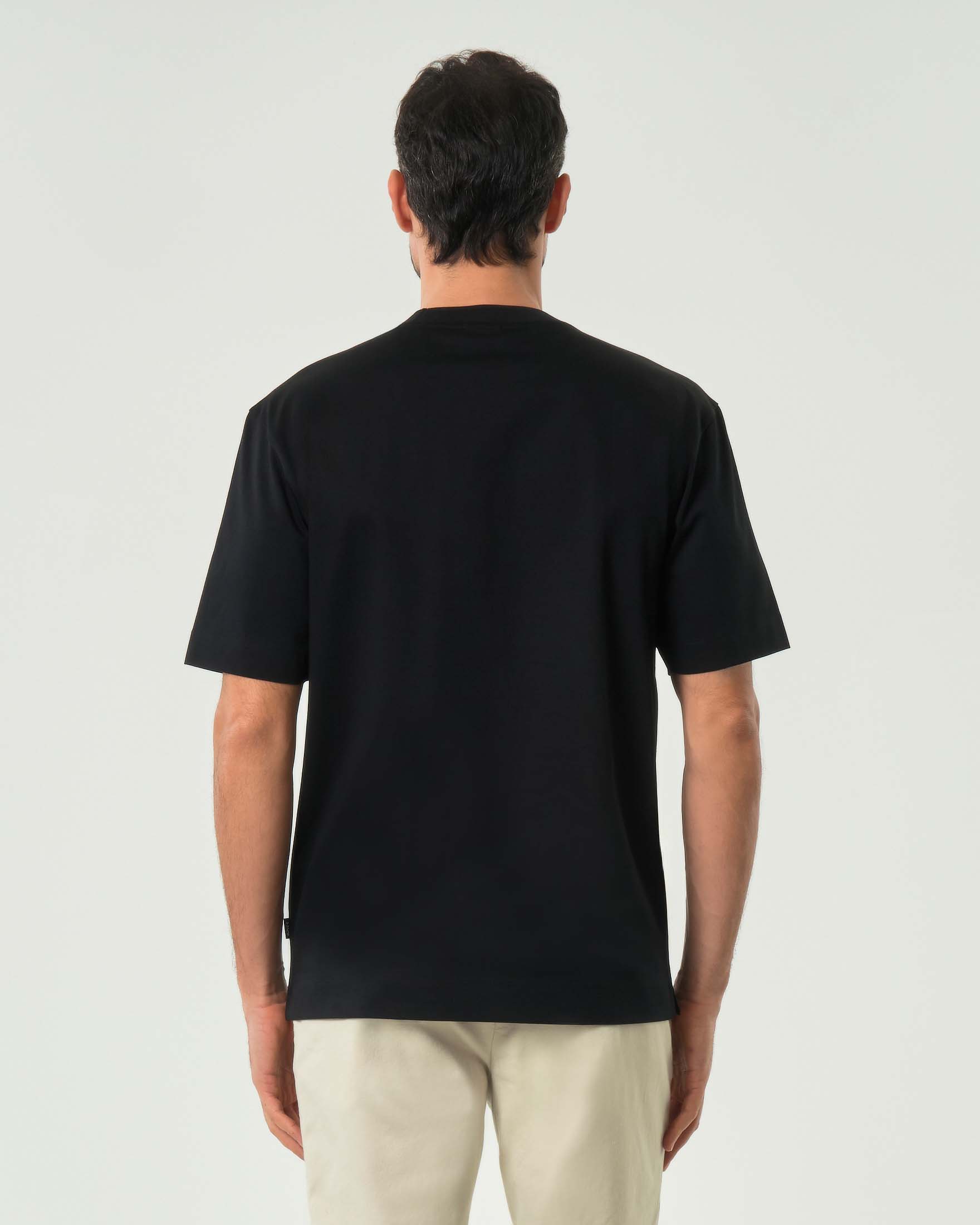 T-shirt mezza manica Tames Boss relaxed-fit nera in puro cotone