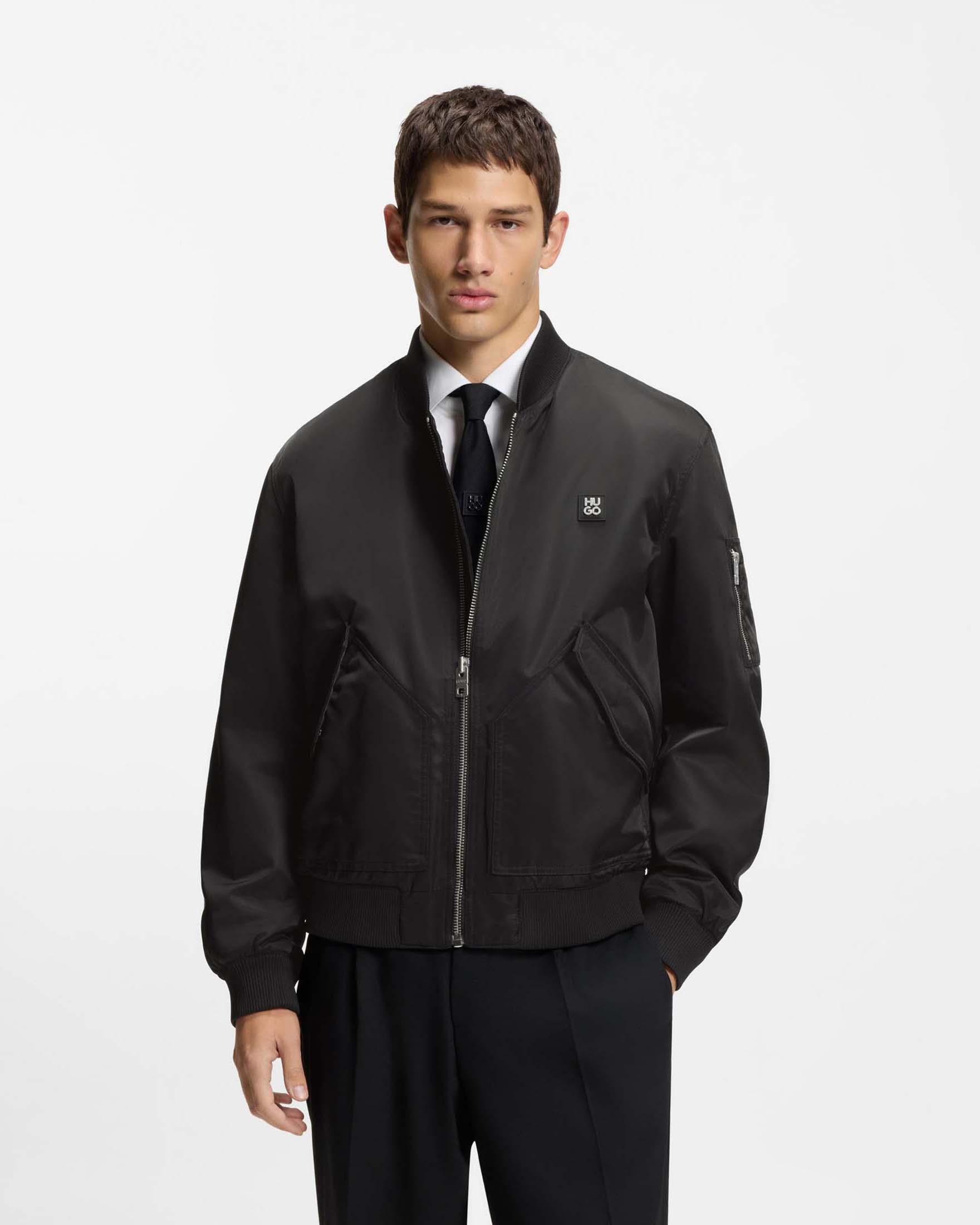 Bomber Hugo nero in nylon impermeabile con logo applicato e imbottitura leggera