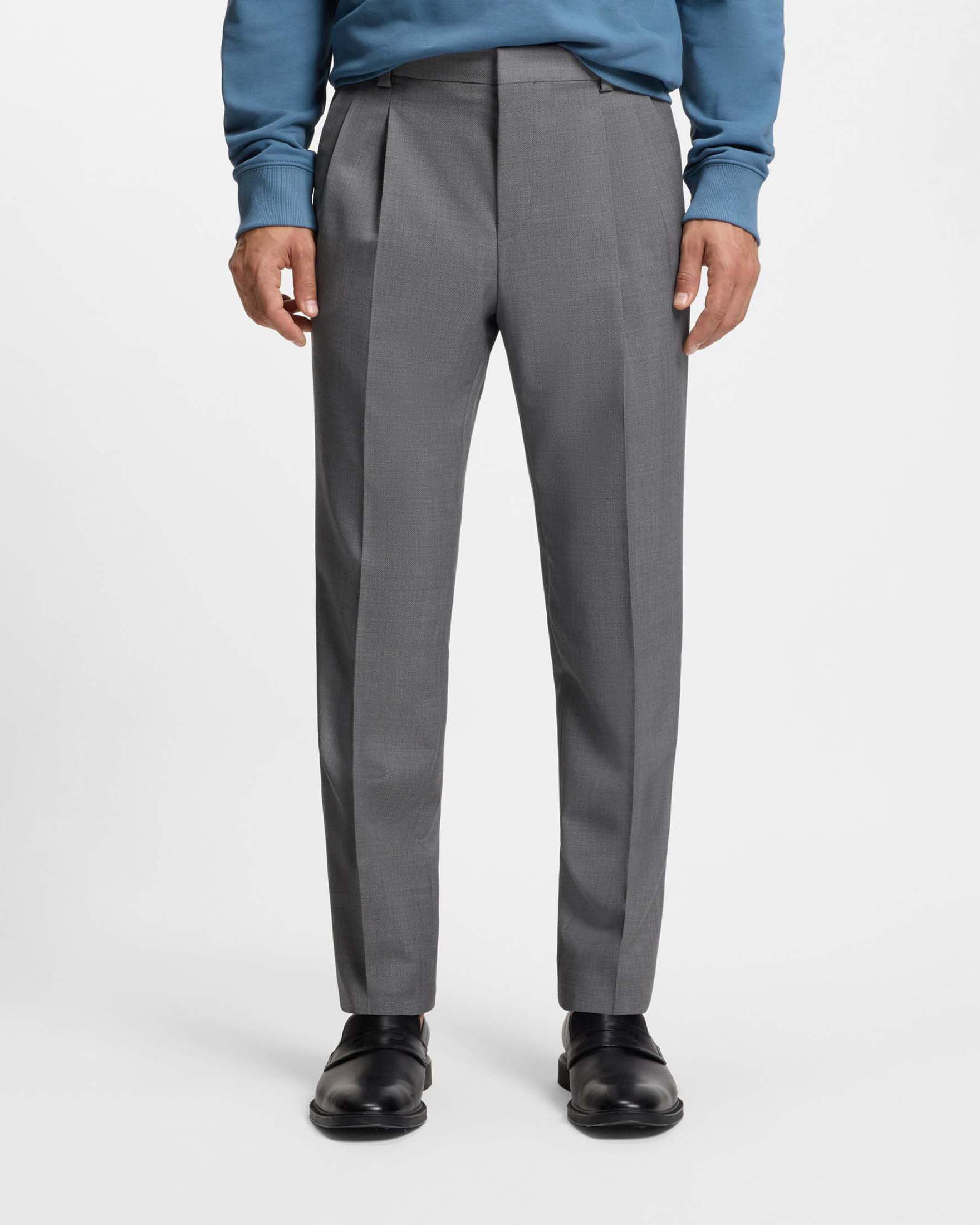 Pantaloni chino Hugo grigi in lana vergine con micro fantasia dobby e pinces image