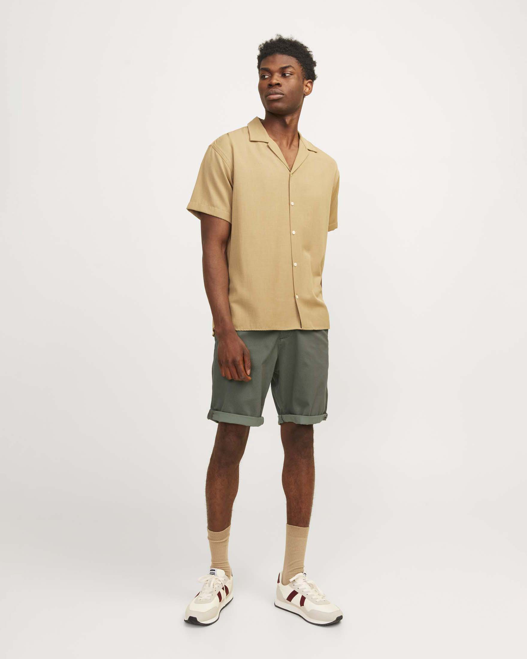 Bermuda chino Jack & Jones militare in misto cotone elasticizzato