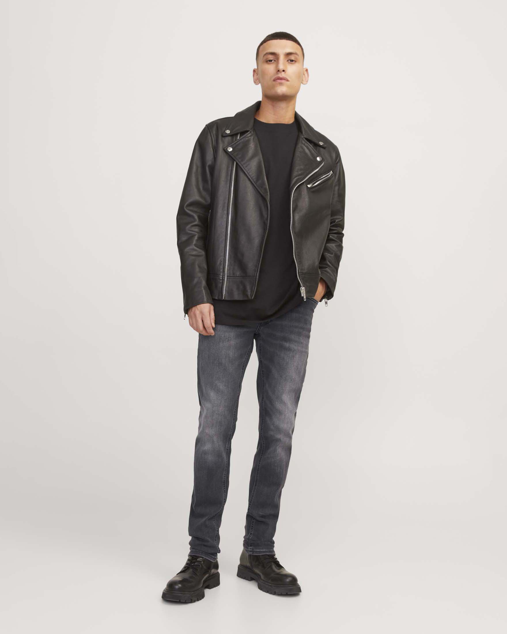 Jeans slim fit dark wash in misto cotone elasticizzato