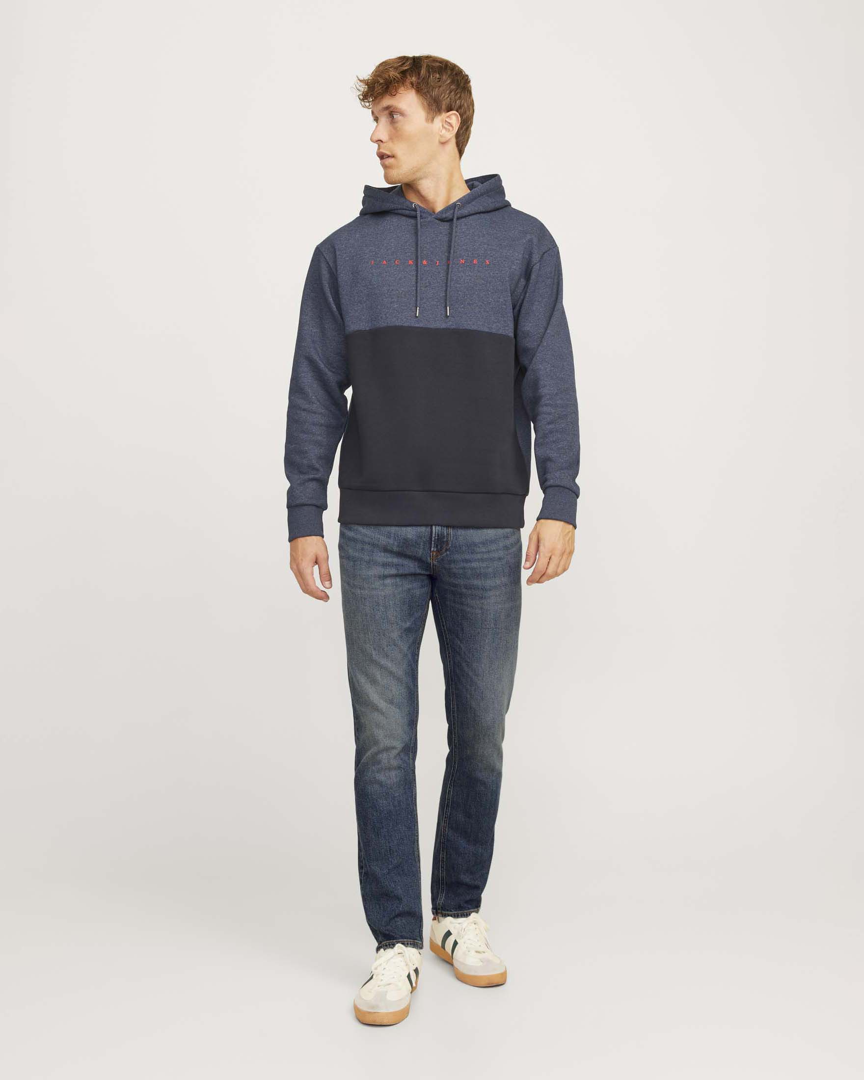 Jeans regular lavaggio medio in denim di cotone elasticizzato