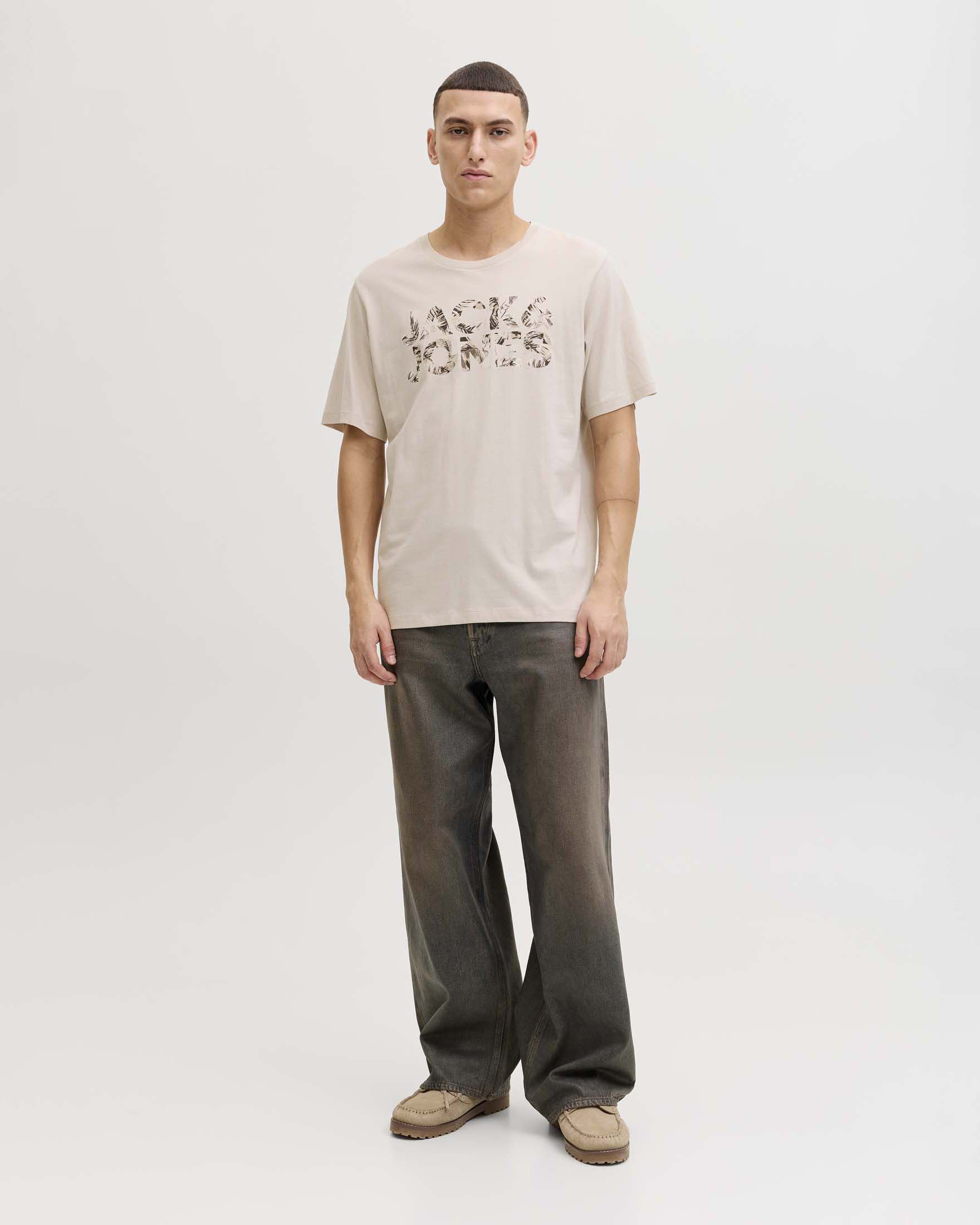 T-shirt beige in cotone con stampa logo frontale grafica