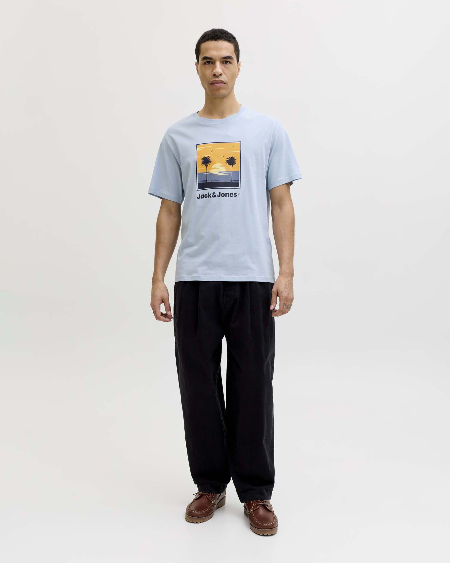 T-shirt azzurra in cotone con stampa frontale fotografica