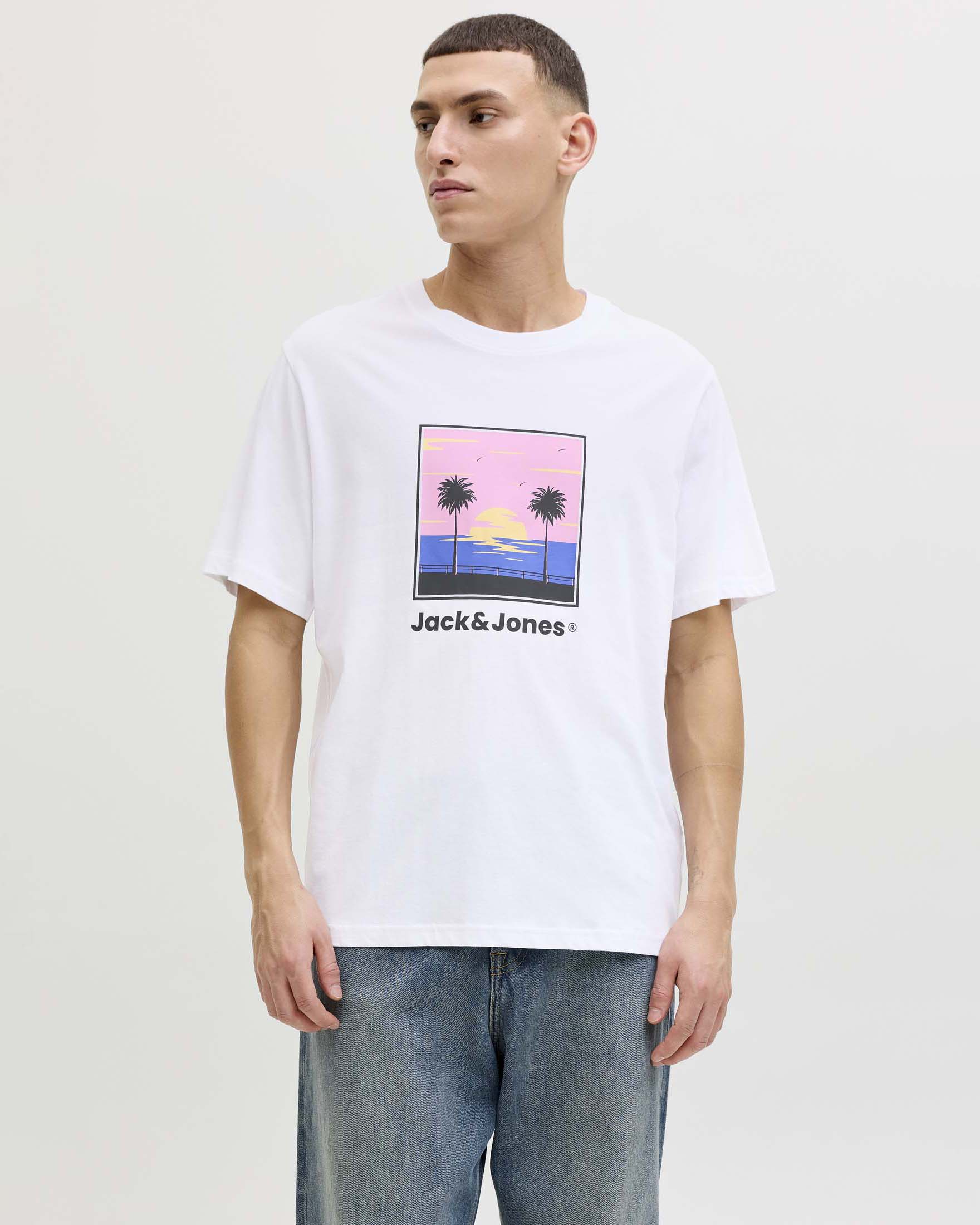 T-shirt Jack & Jones bianca in cotone con stampa frontale fotografica image