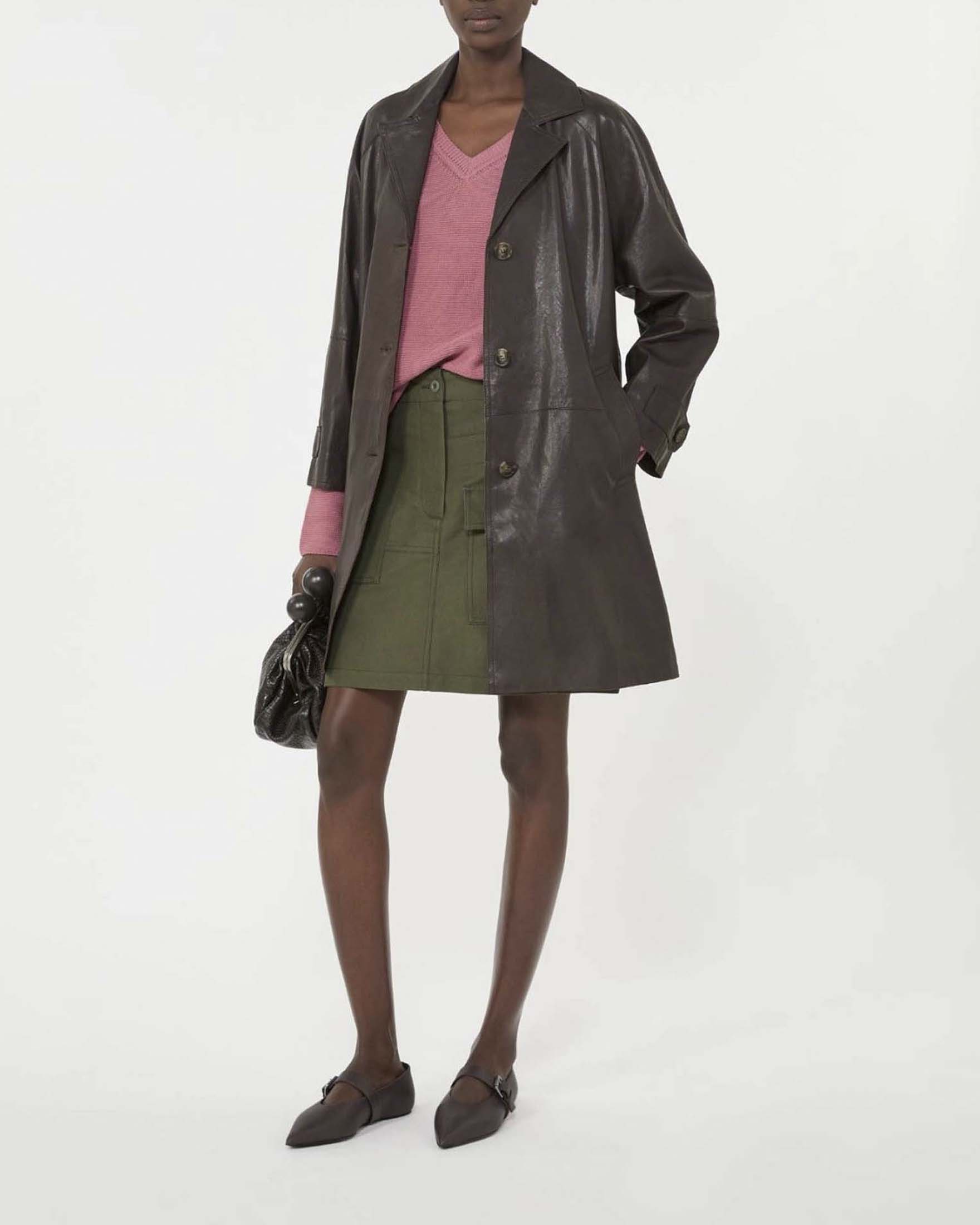 Soprabito in pelle testa di moro Weekend Max Mara con collo a rever e chiusura a bottoni