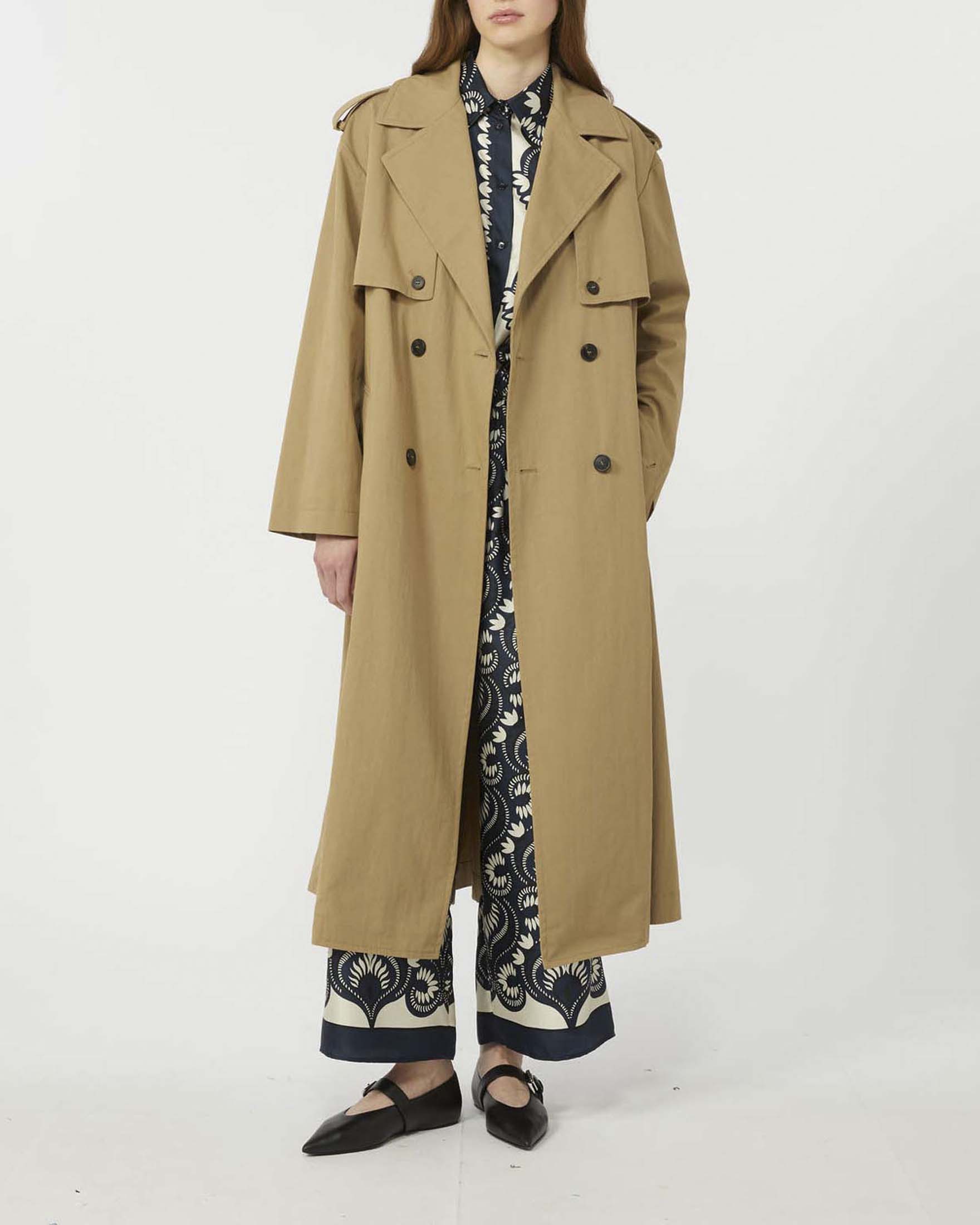 Pantaloni blu Weekend Max Mara in twill di seta con motivo bandana