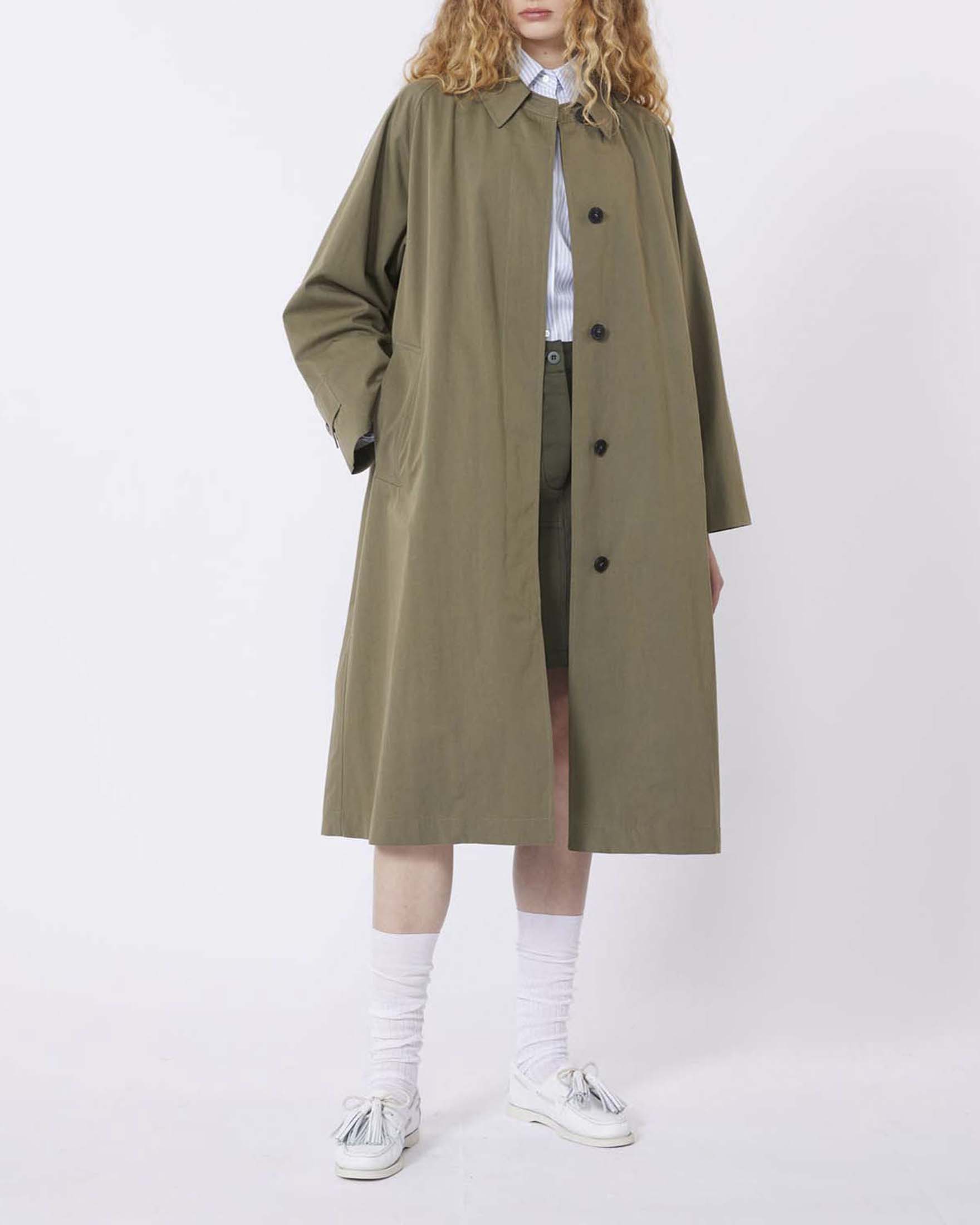 Trench khaki Weekend Max Mara midi in gabardina antigoccia con cintura in vita