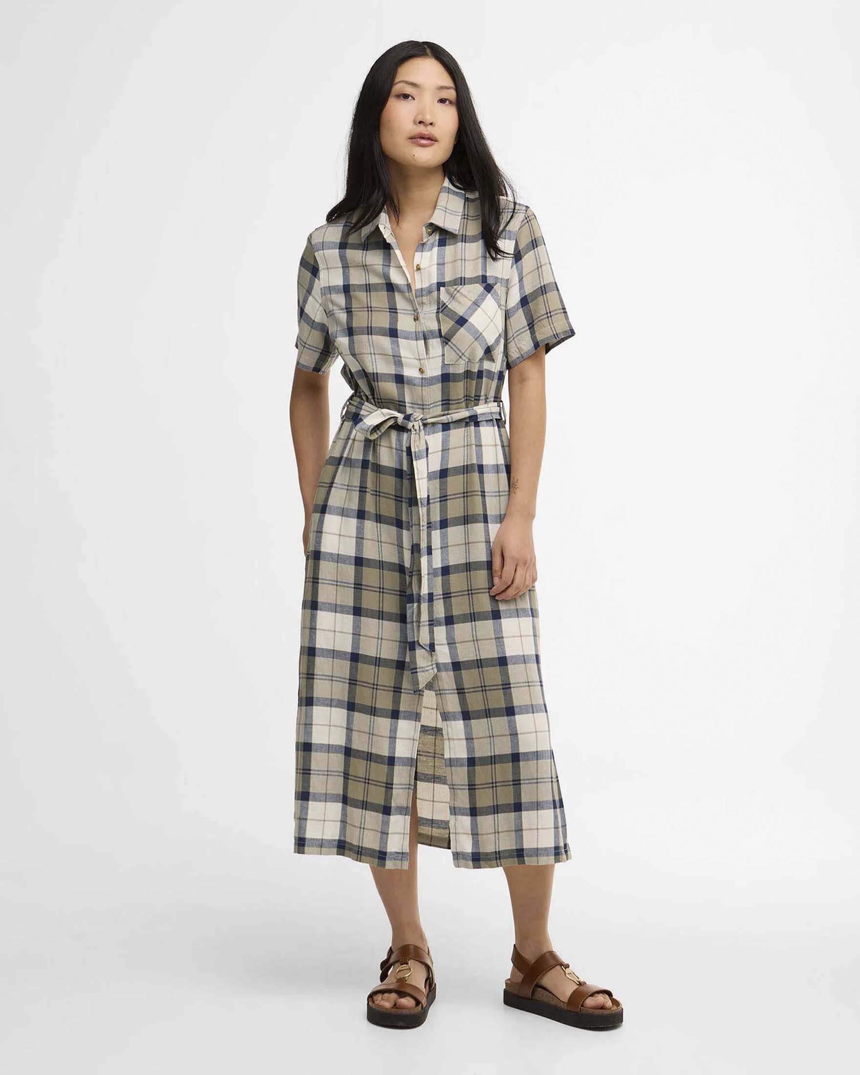 Abito chemisier Fern a maniche corte in tartan beige e blu con cintura abbinata