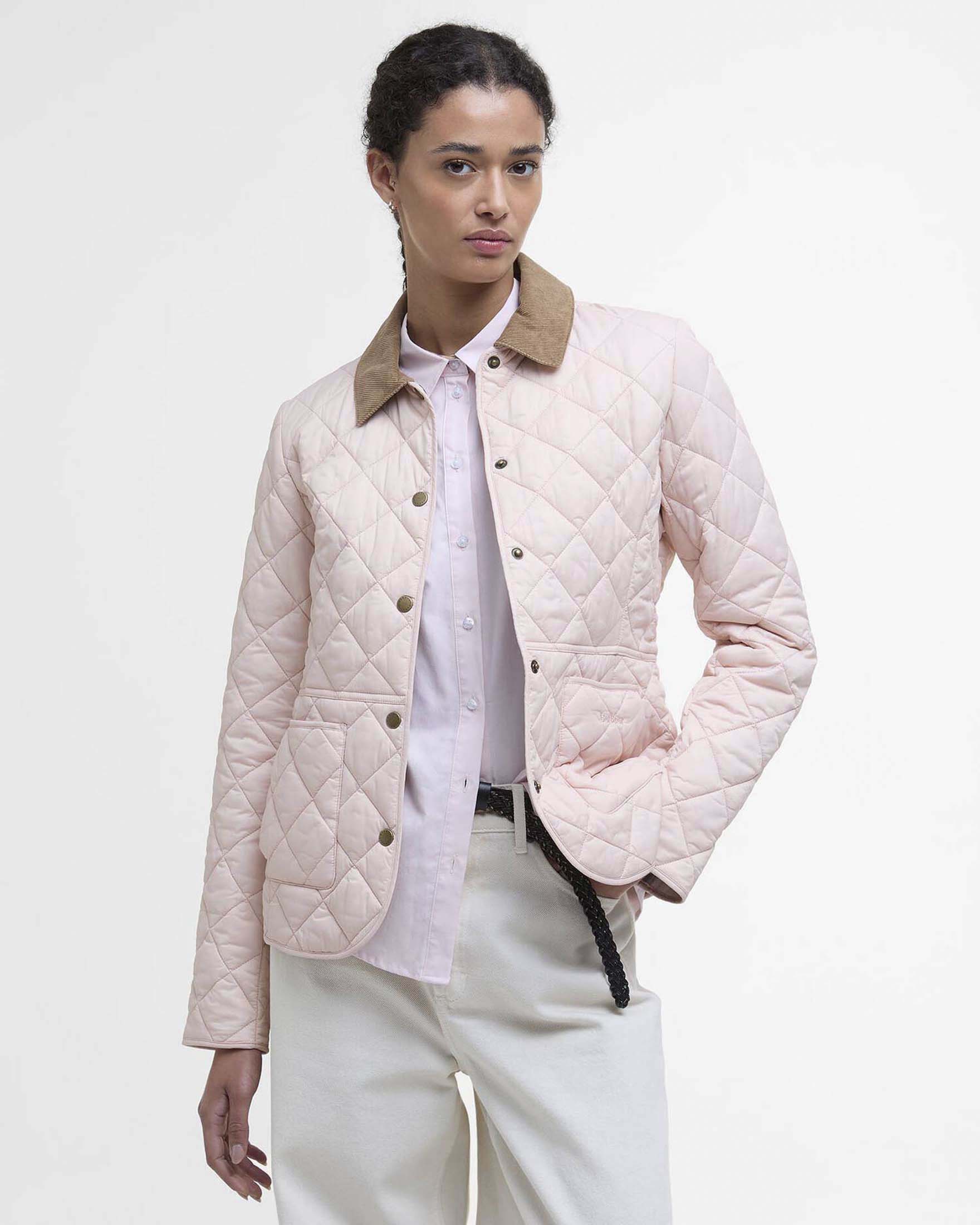 Giacca trapuntata rosa Barbour Deveron con colletto a camicia in velluto a coste