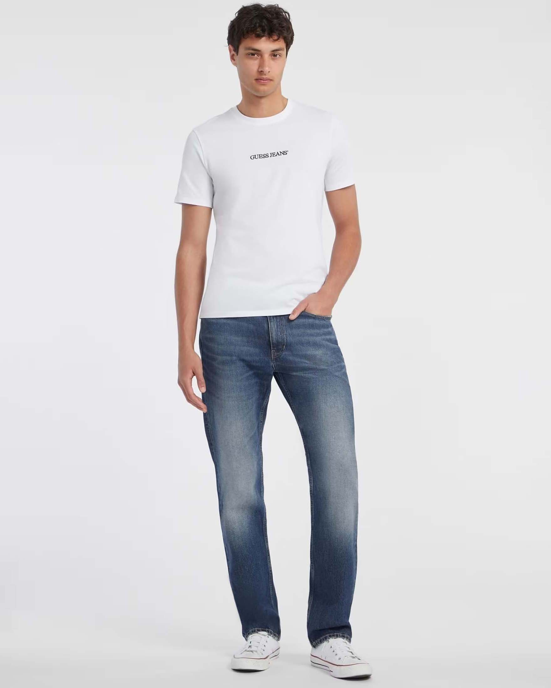 T-shirt Guess Jeans bianca in cotone con logo centrale ricamato