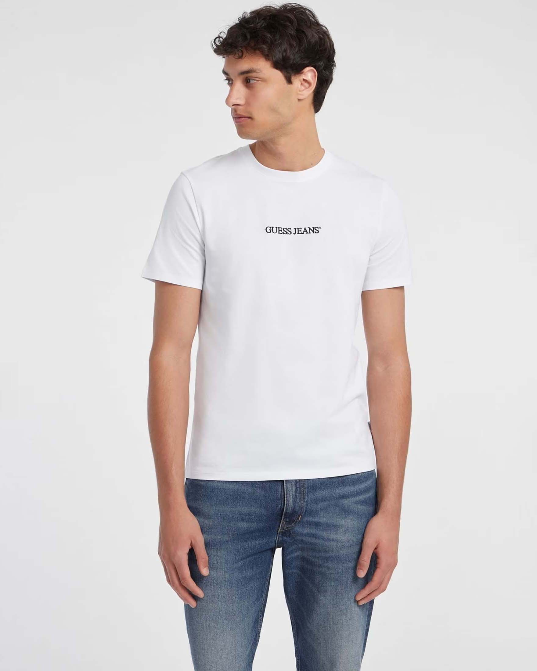 T-shirt Guess Jeans bianca in cotone con logo centrale ricamato image