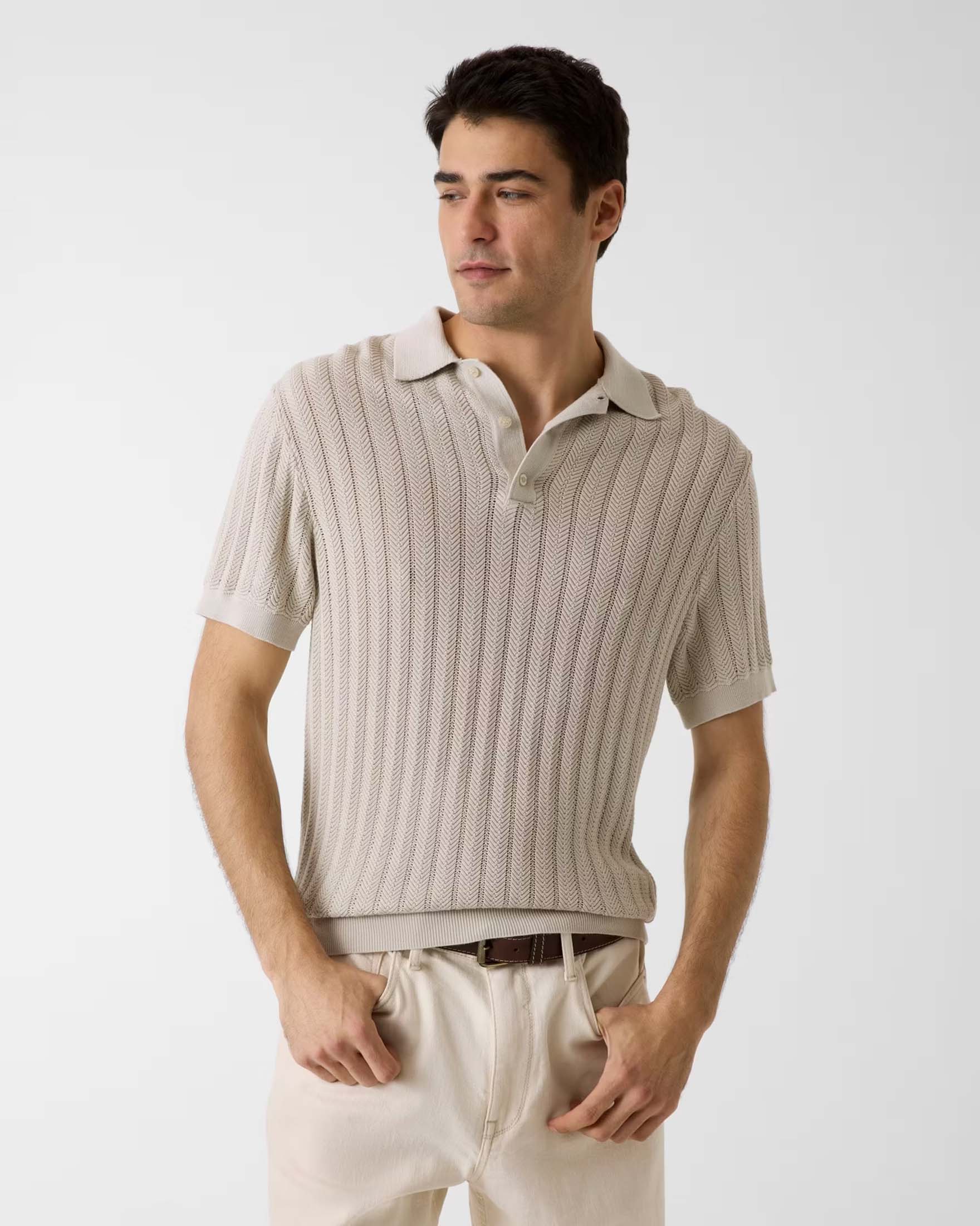 Polo beige in maglia di misto viscosa con lavorazione chevron