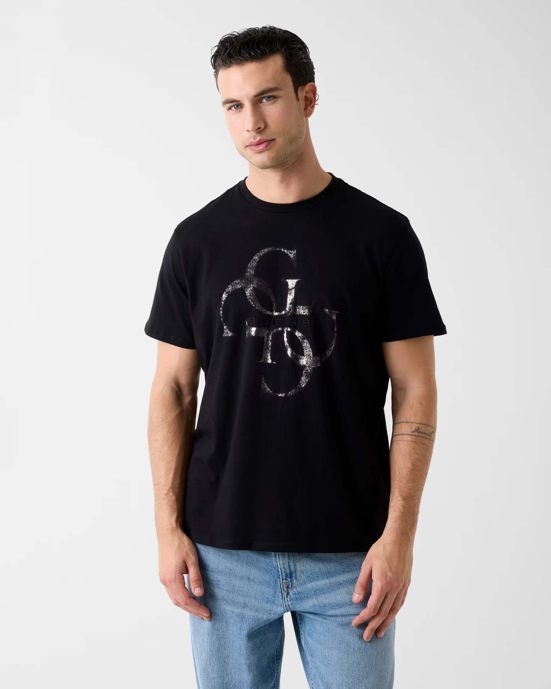 T-shirt nera in cotone con logo frontale ricamato effetto laminato