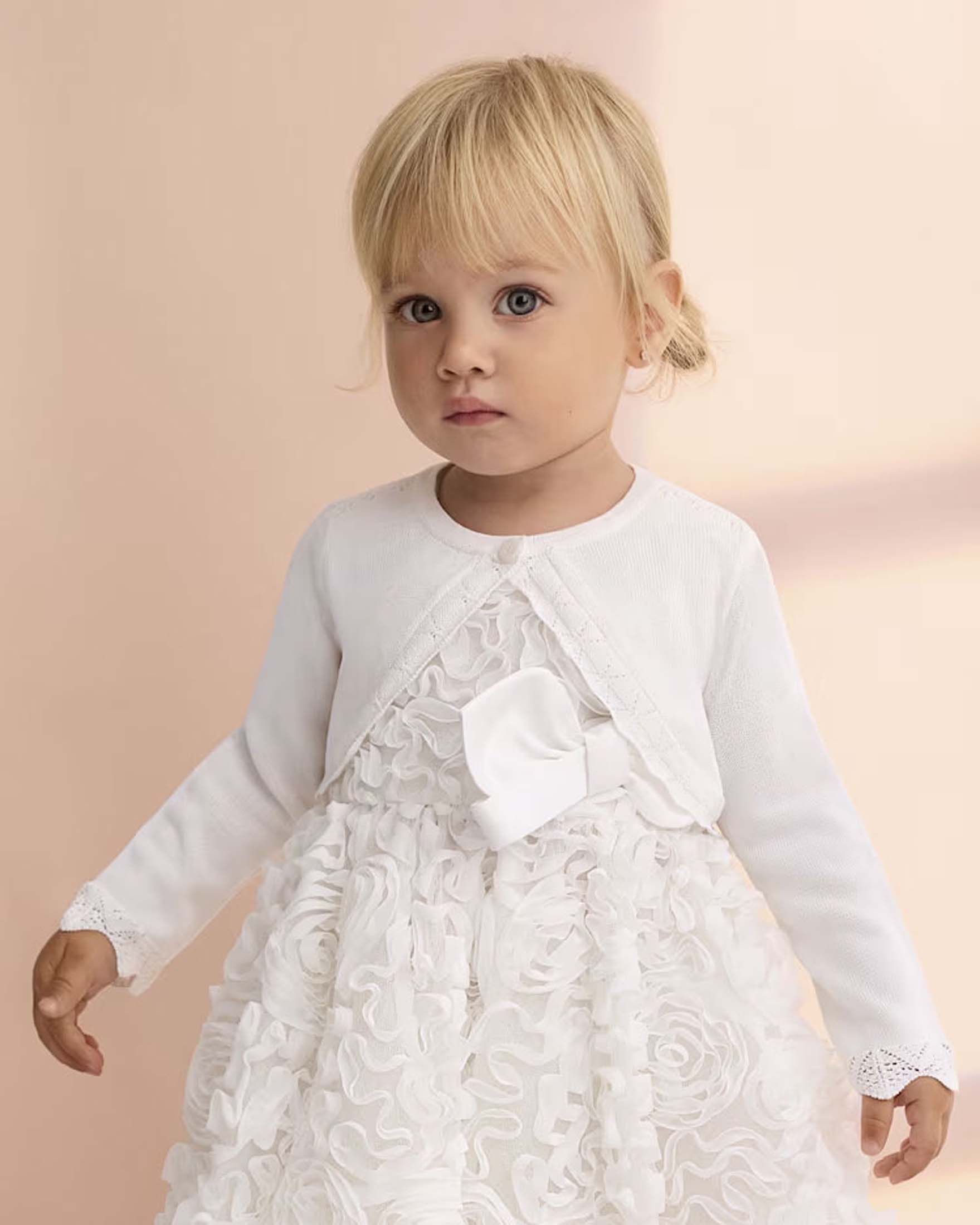 Cardigan bianco Abel & Lula lavorato tricot in viscosa con bottone gioiello