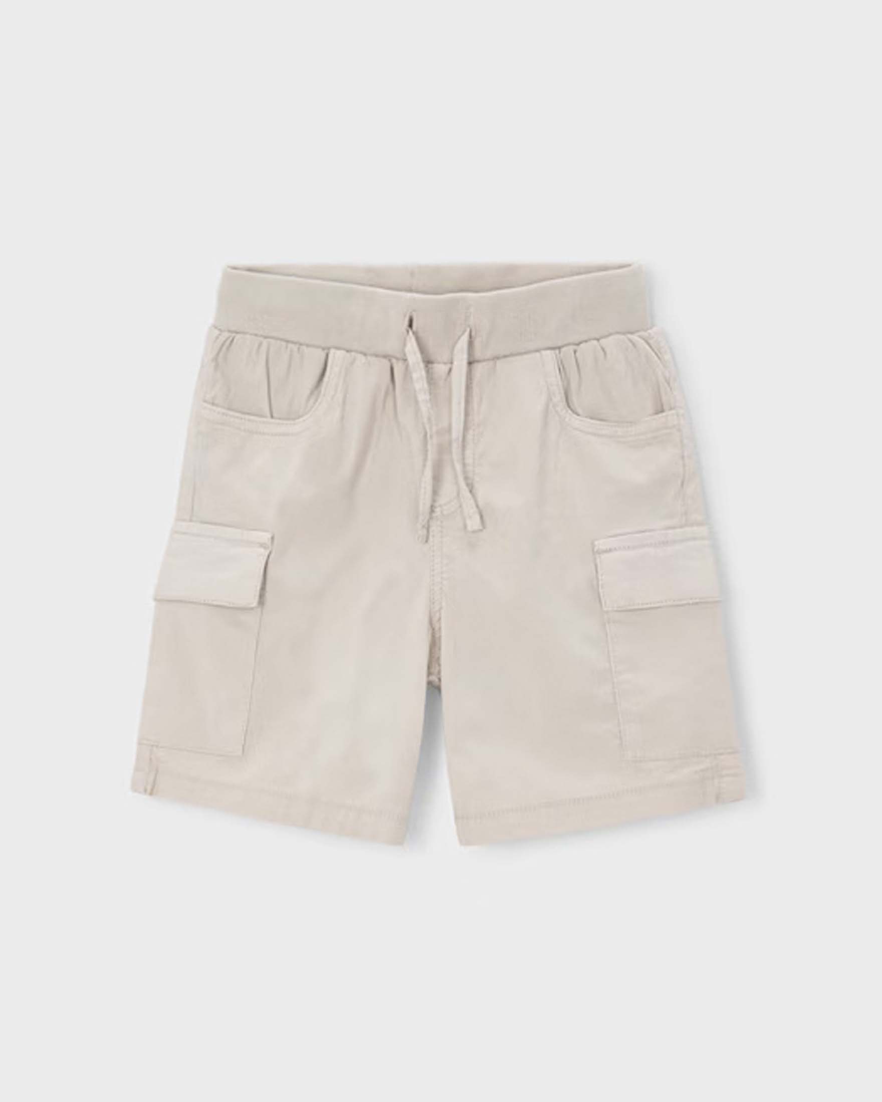 Bermuda cargo beige in cotone elasticizzato con tasche laterali