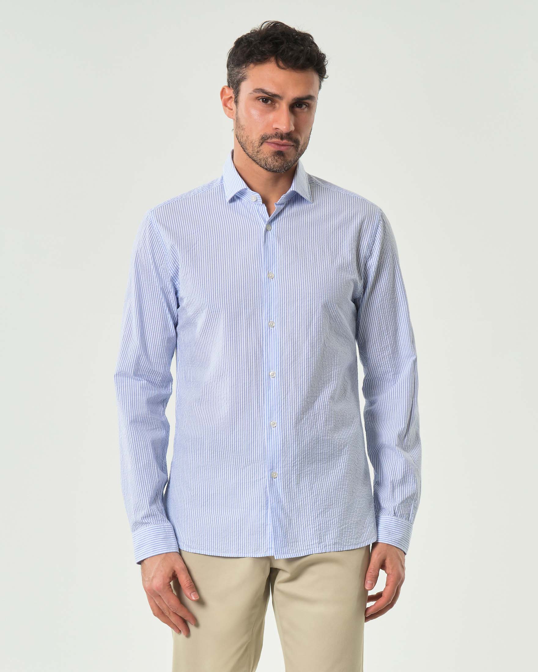 Camicia Xacus bastoncino bianco azzurro in seersucker di puro cotone