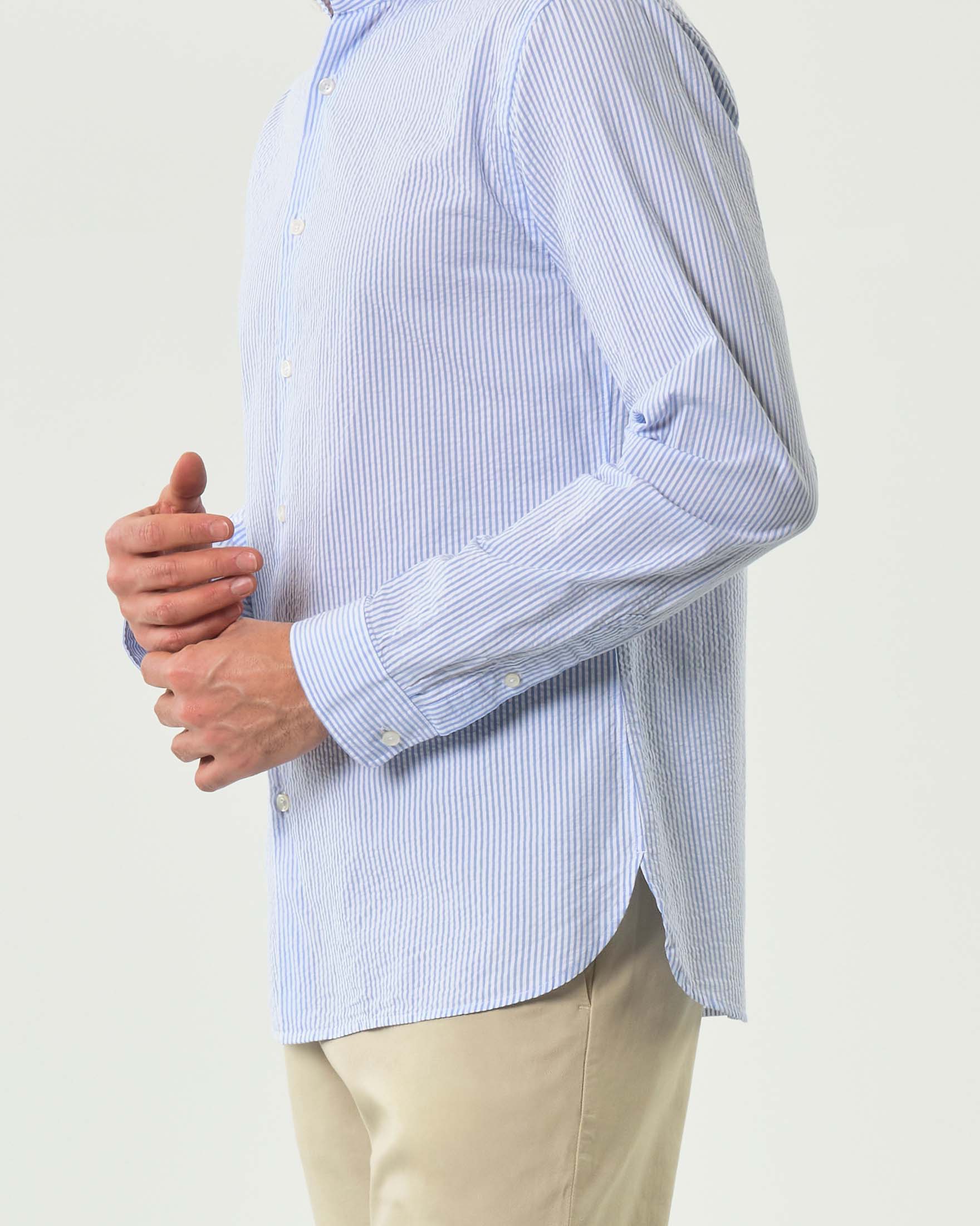 Camicia Xacus bastoncino bianco azzurro in seersucker di puro cotone image