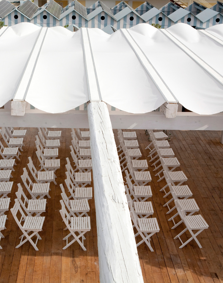 decking esterno in legno a briccole di venezia