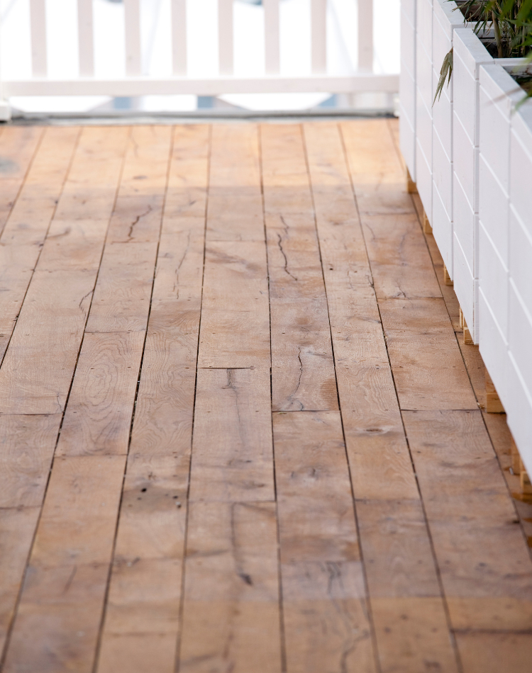 decking esterno in legno antico
