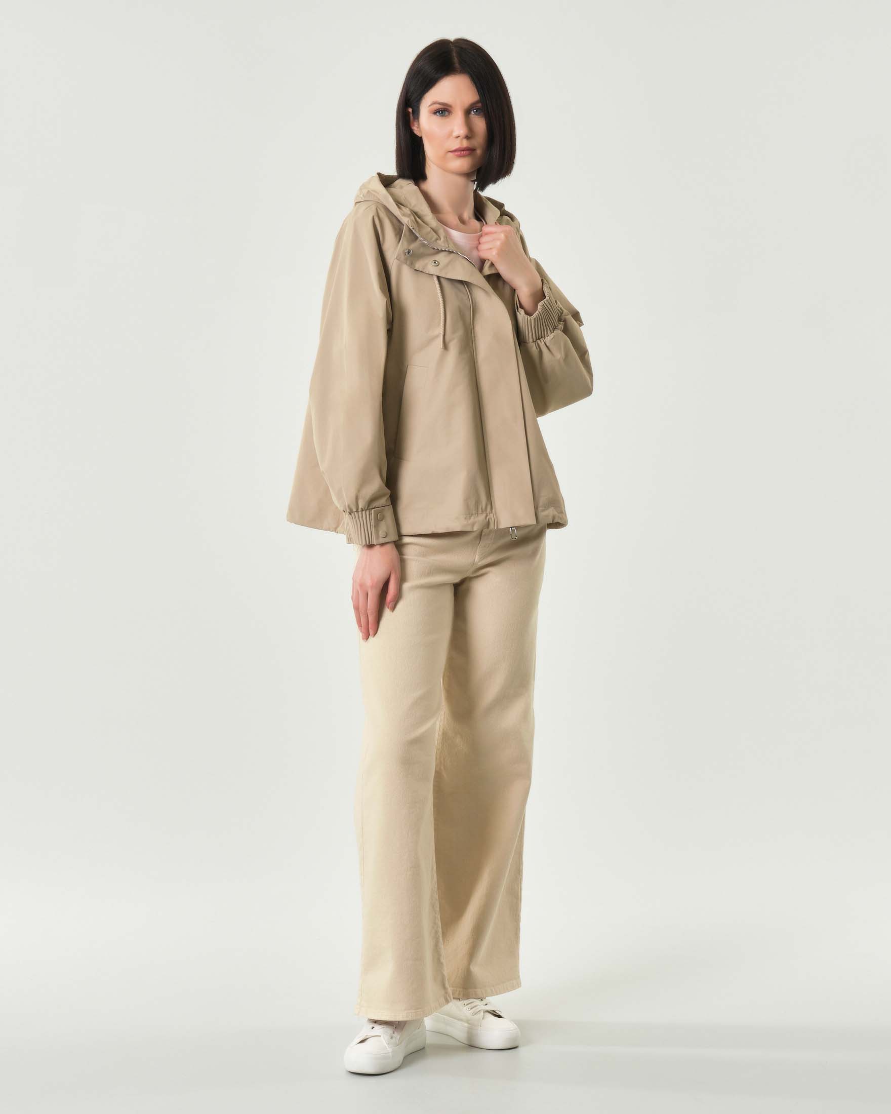 Spolverino impermeabile beige Duno in tessuto tecnico con cappuccio fisso image