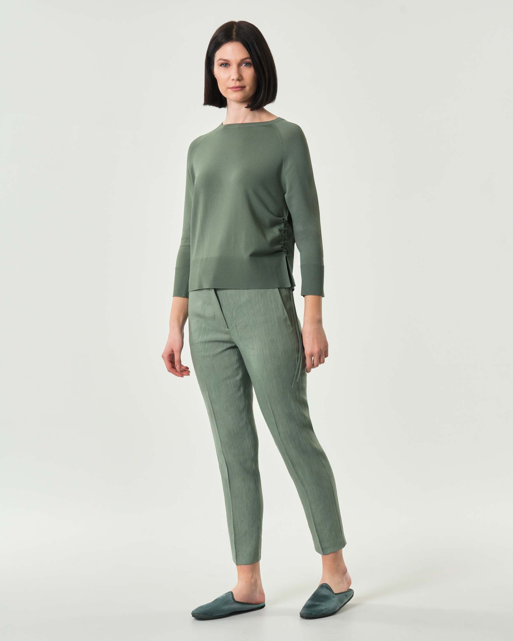 Pantaloni verdi salvia Monochrome dal fit slim in misto lino con piega stirata su fronte e retro