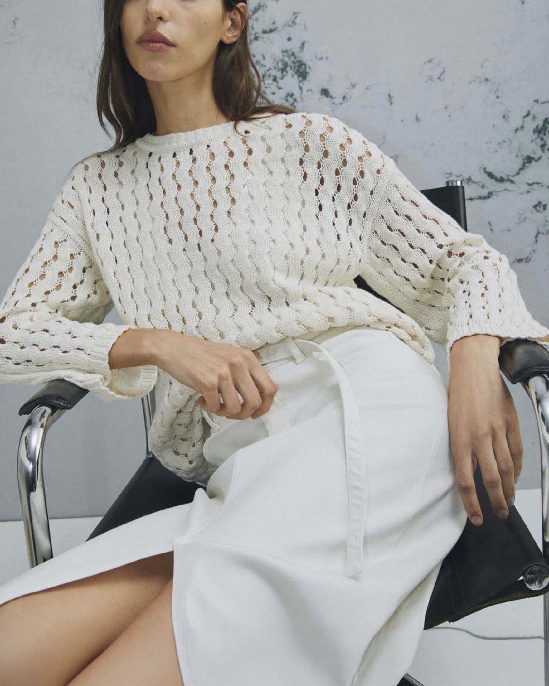 Maglia bianca Monochrome in puro cotone con lavorazione traforata