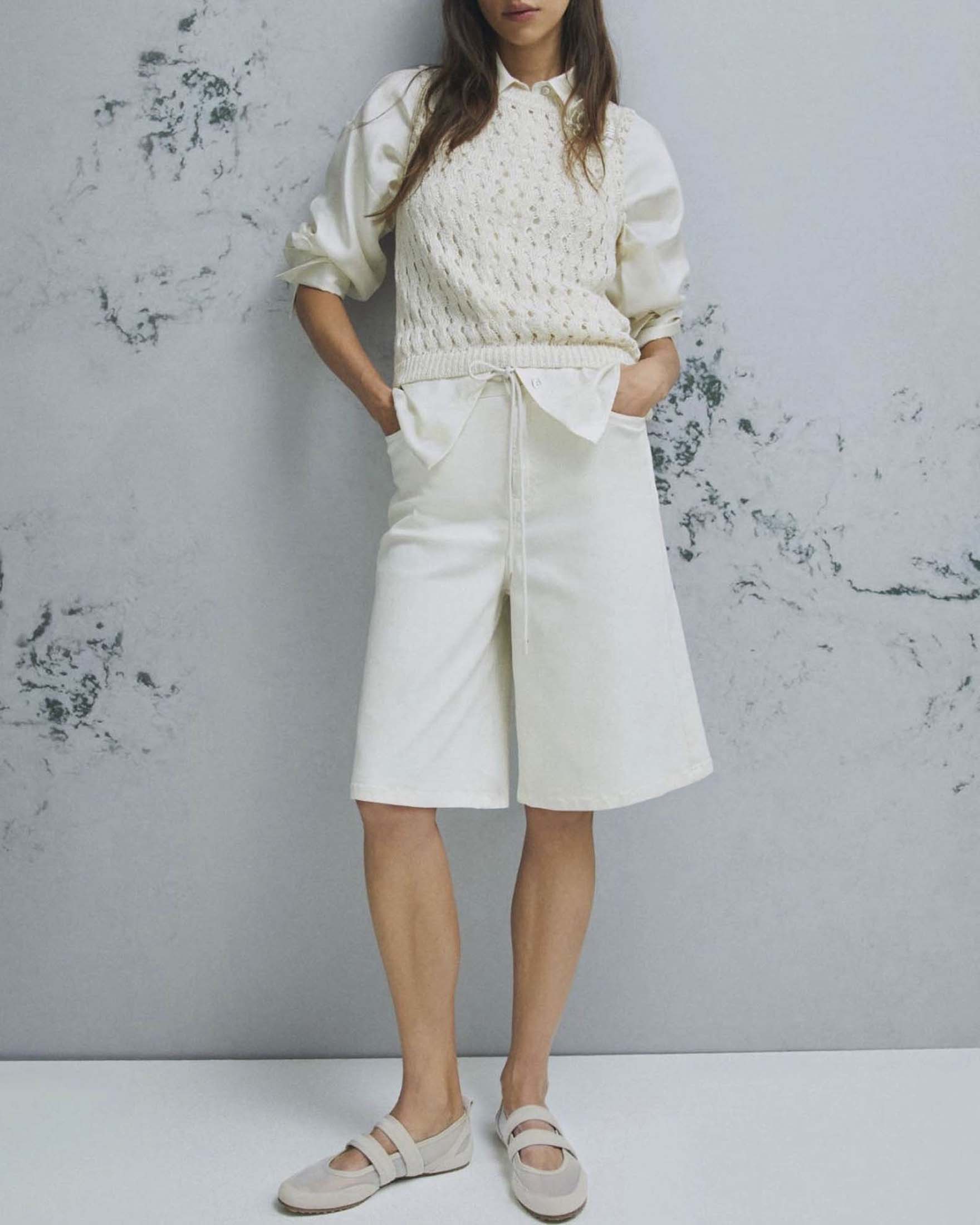 Bermuda bianchi Marella Monochrome in bull di cotone stretch con vita regolabile tramite coulisse image