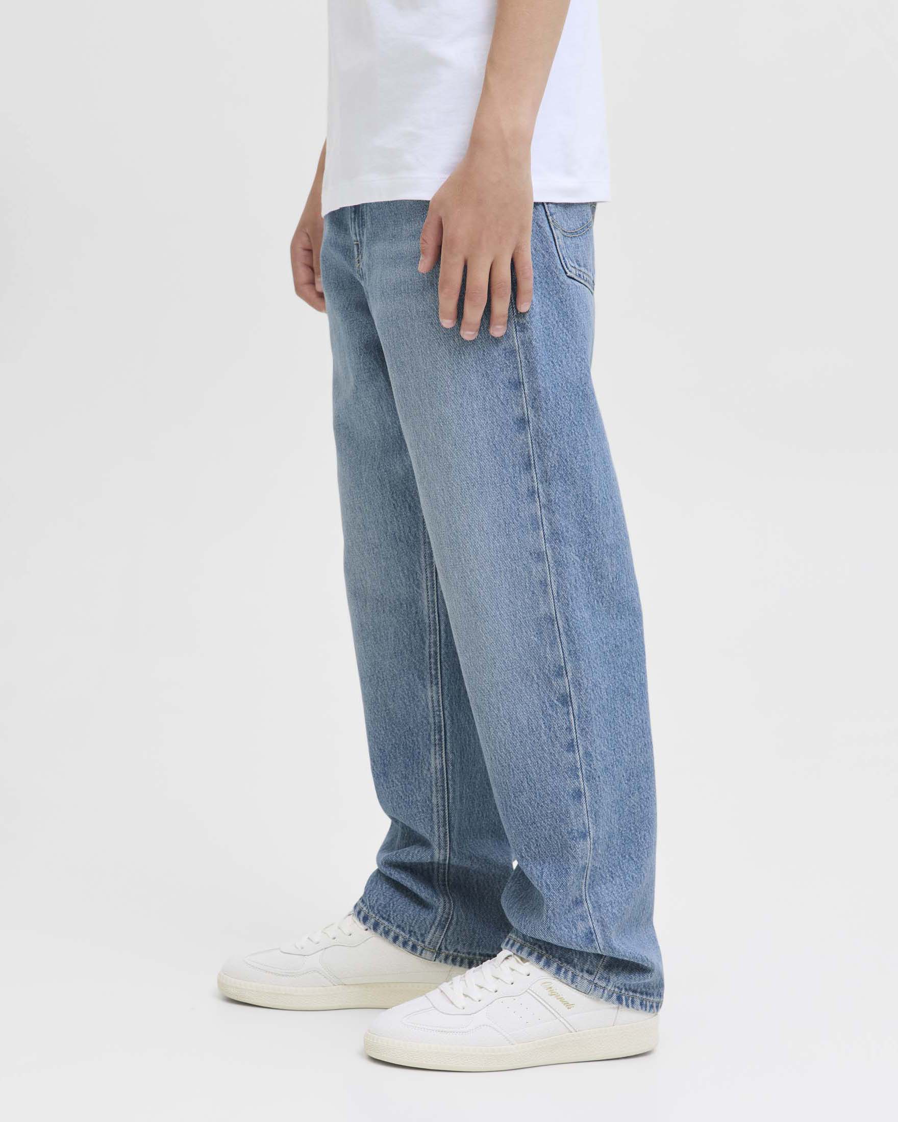 Jeans relaxed fit Jack & Jones a lavaggio chiaro stone washed