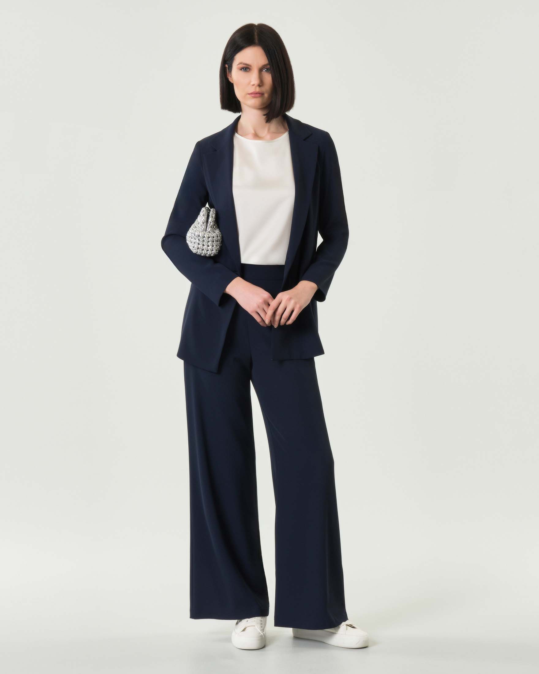 Blazer monopetto Hlo! blu in crêpe con maniche a tre quarti image