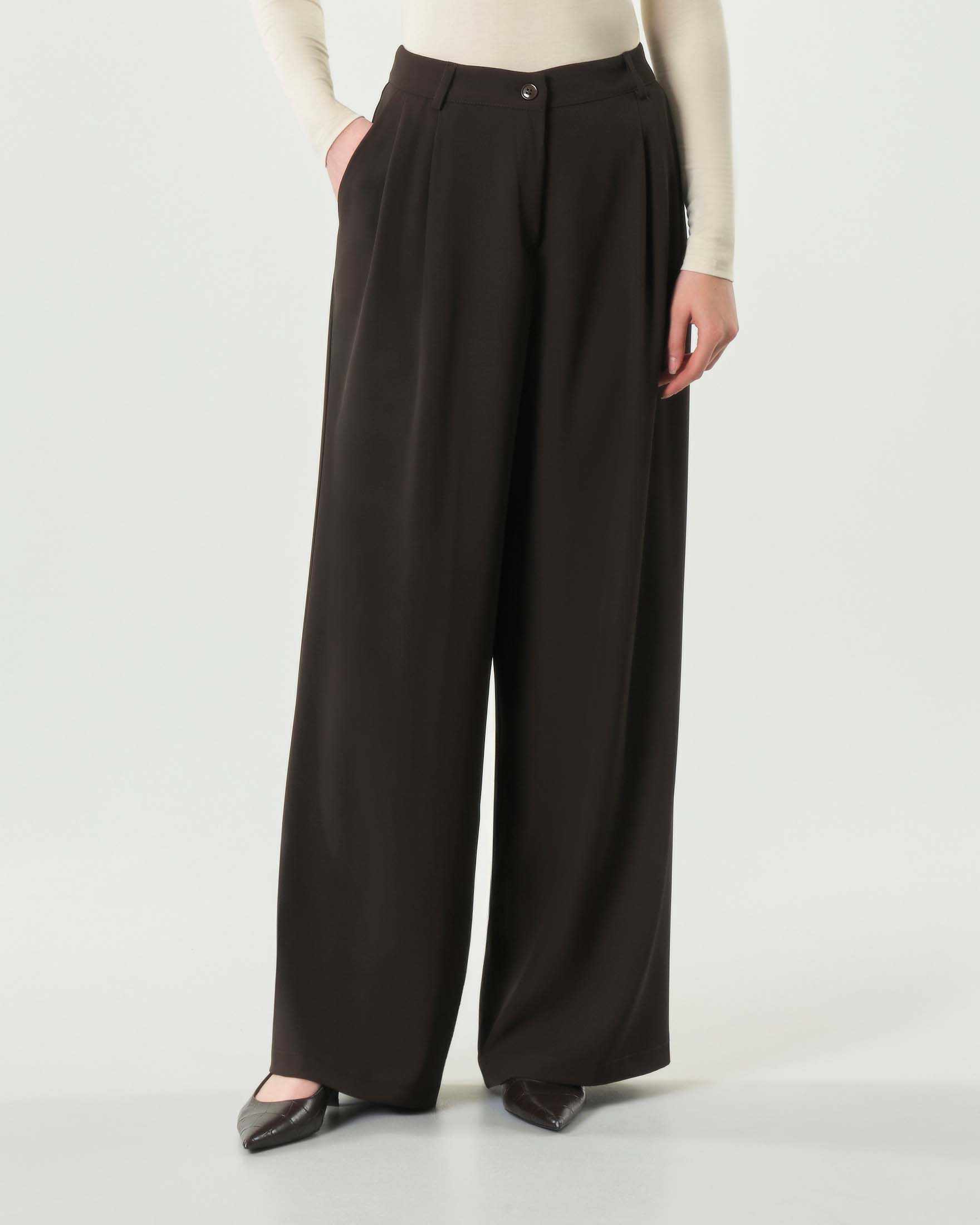 Pantaloni marroni Hlo! oversize con pinces in vita image