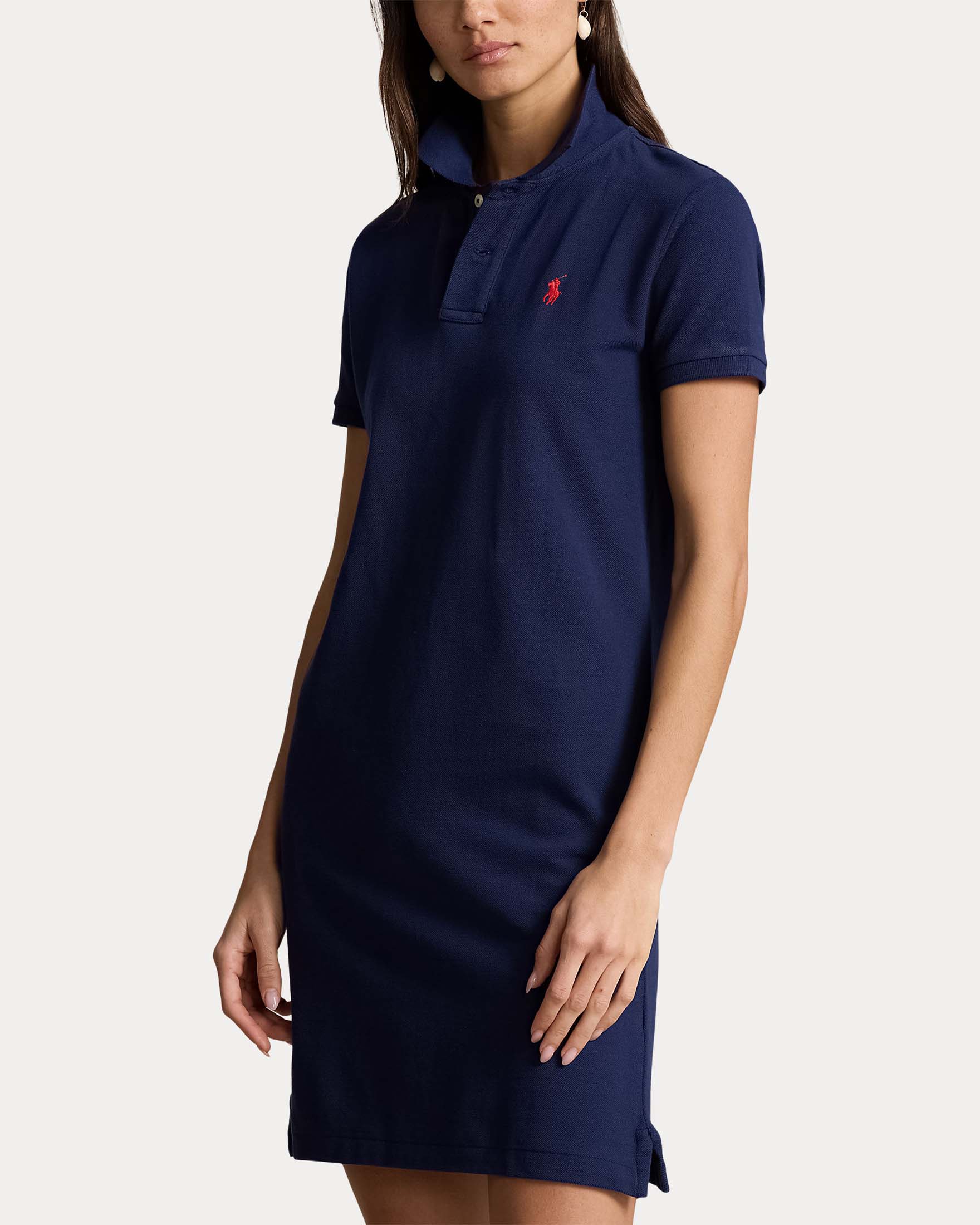 Abito corto blu Polo Ralph Lauren con collo a polo e maniche corte in piquè di cotone image