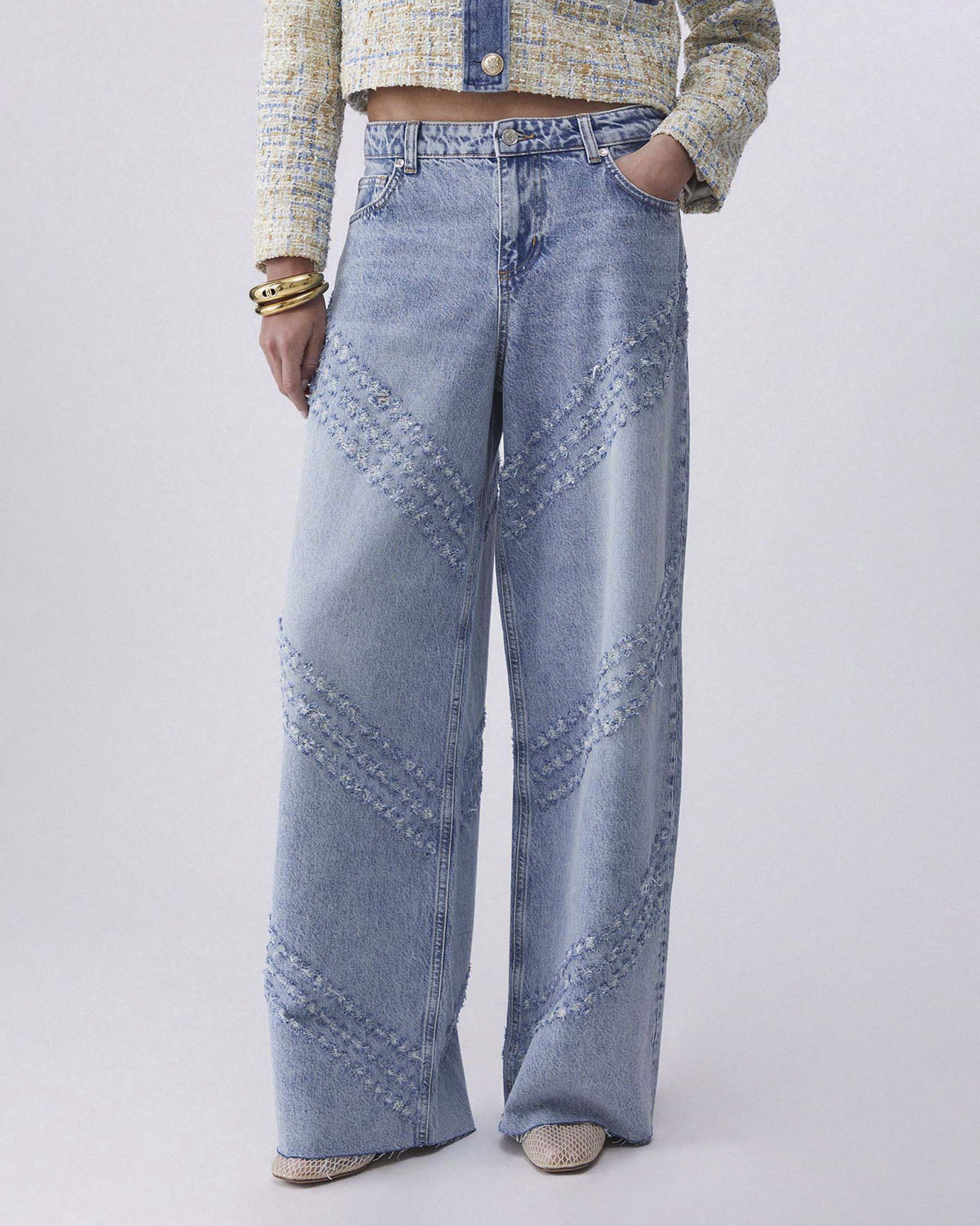 Jeans flare Liu Jo con dettagli laserati lavaggio stone washed image