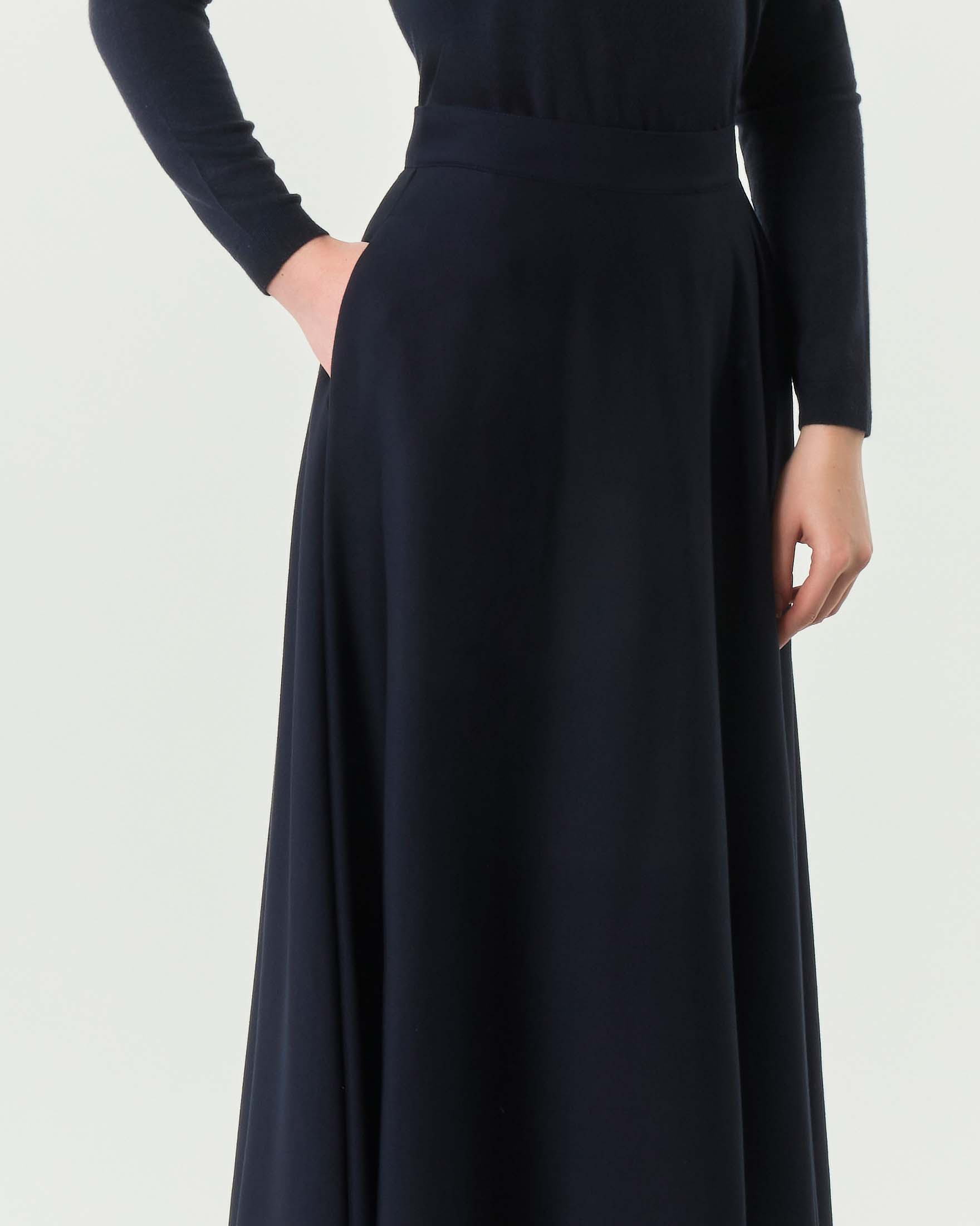 Gonna midi a ruota blu MM Max Mara a vita alta con pince sul fronte image