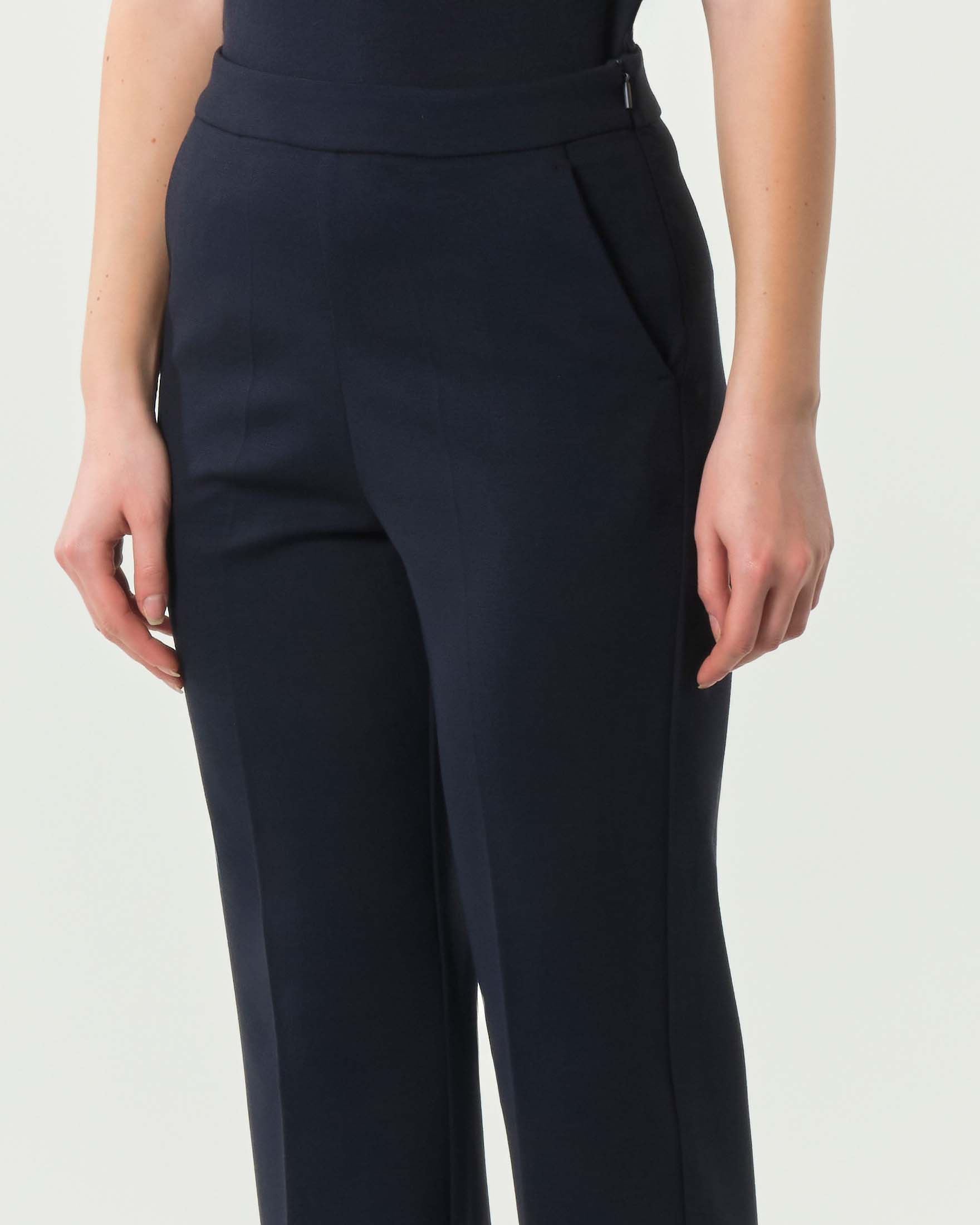 Pantaloni blu MM Max Mara in viscosa punto Milano con piega stirata sul fronte e retro image