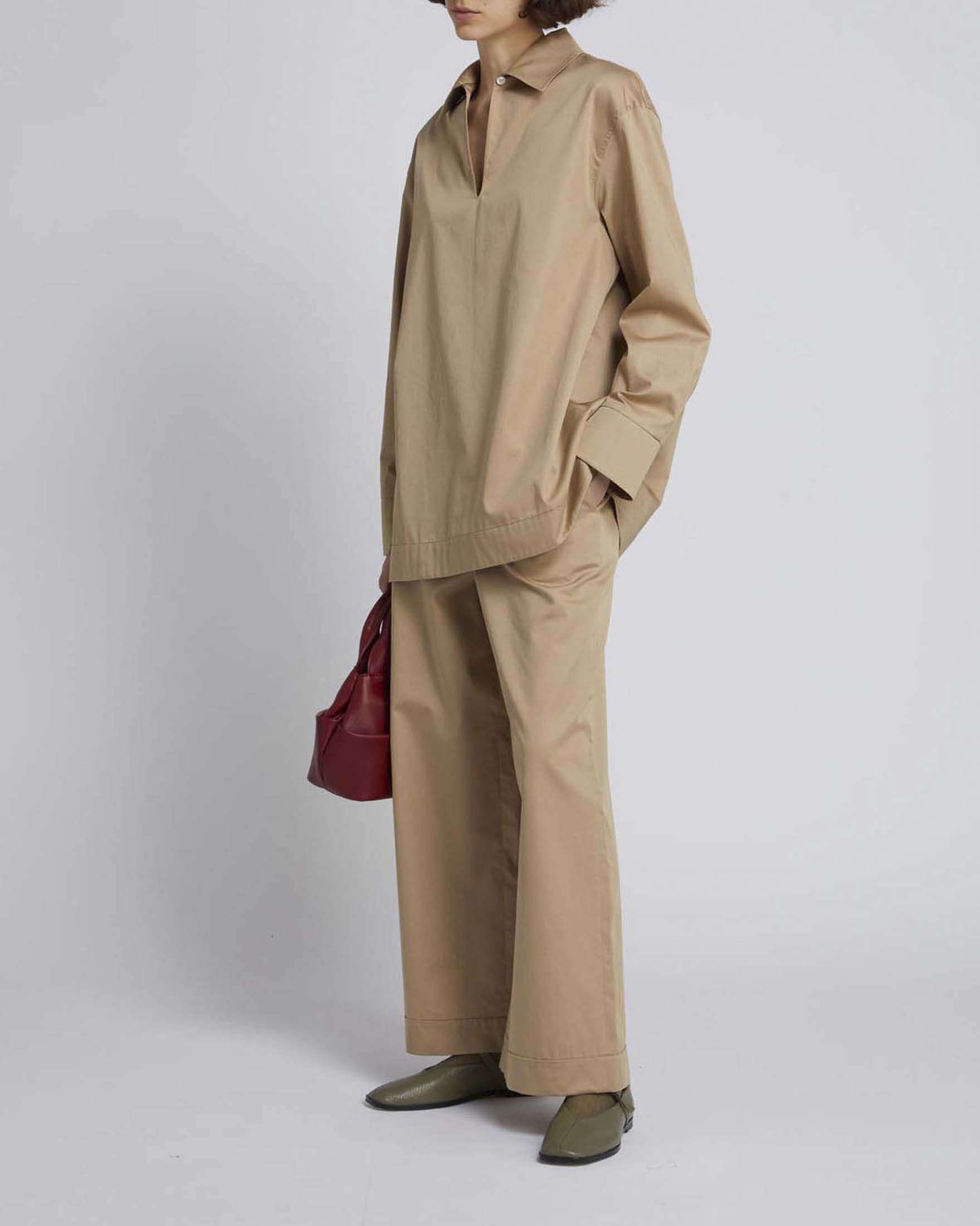 Pantaloni wide color cammello MM Max Mara in raso di puro cotone con elastico in vita