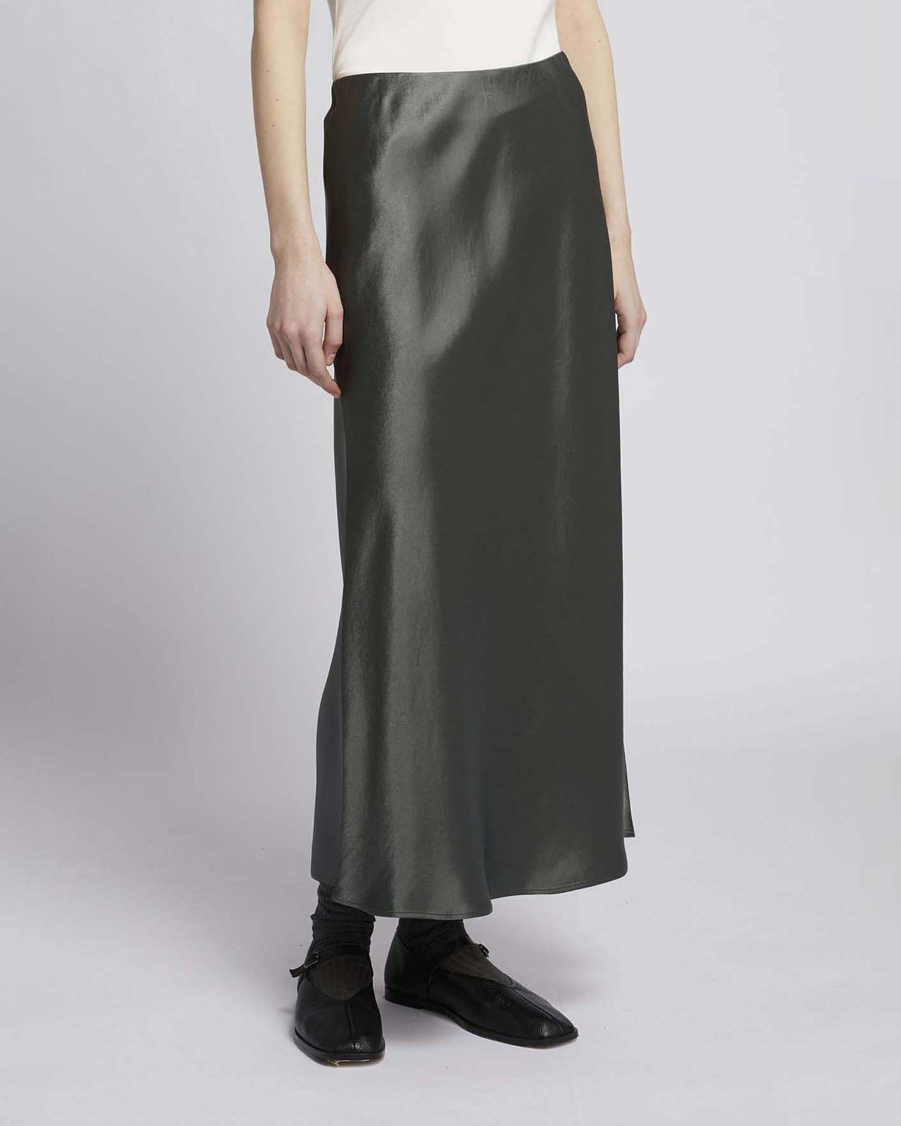 Gonna lunga antracite MM Max Mara in satin leggermente svasata