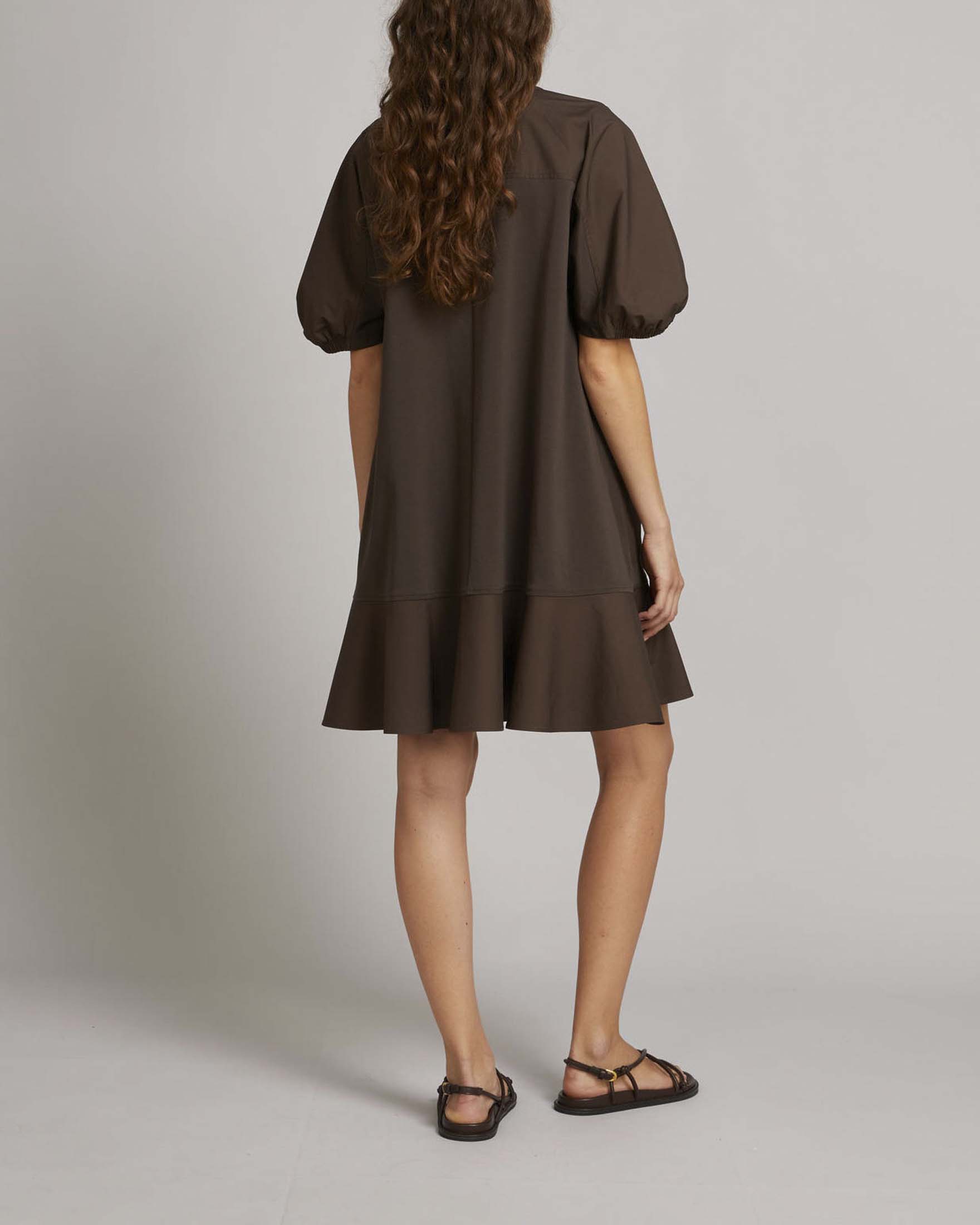 Abito corto marrone MM Max Mara a mezze maniche con balza sul fondo image