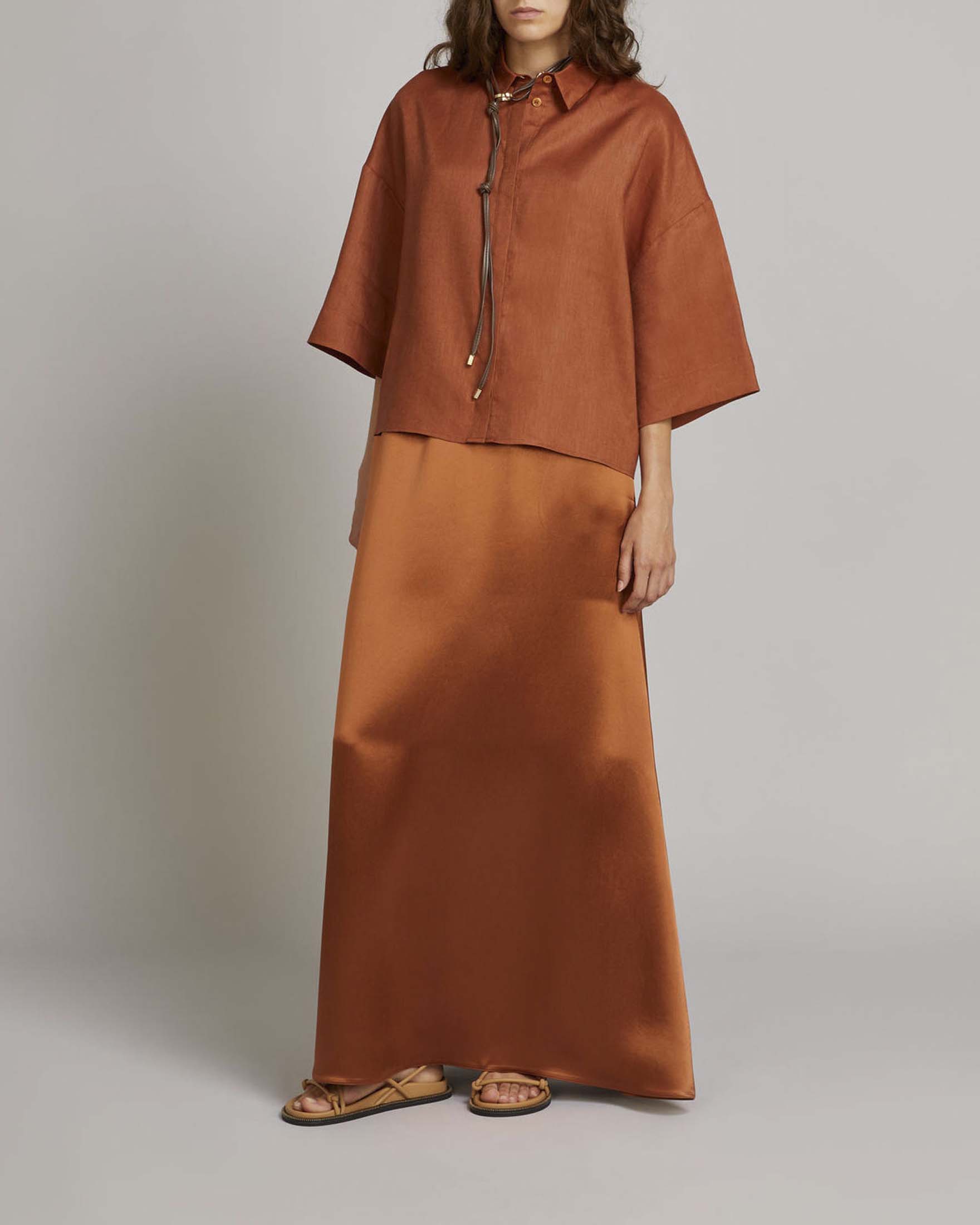 Camicia boxy color coccio MM Max Mara in puro lino con maniche a tre quarti e abbottonatura nascosta image