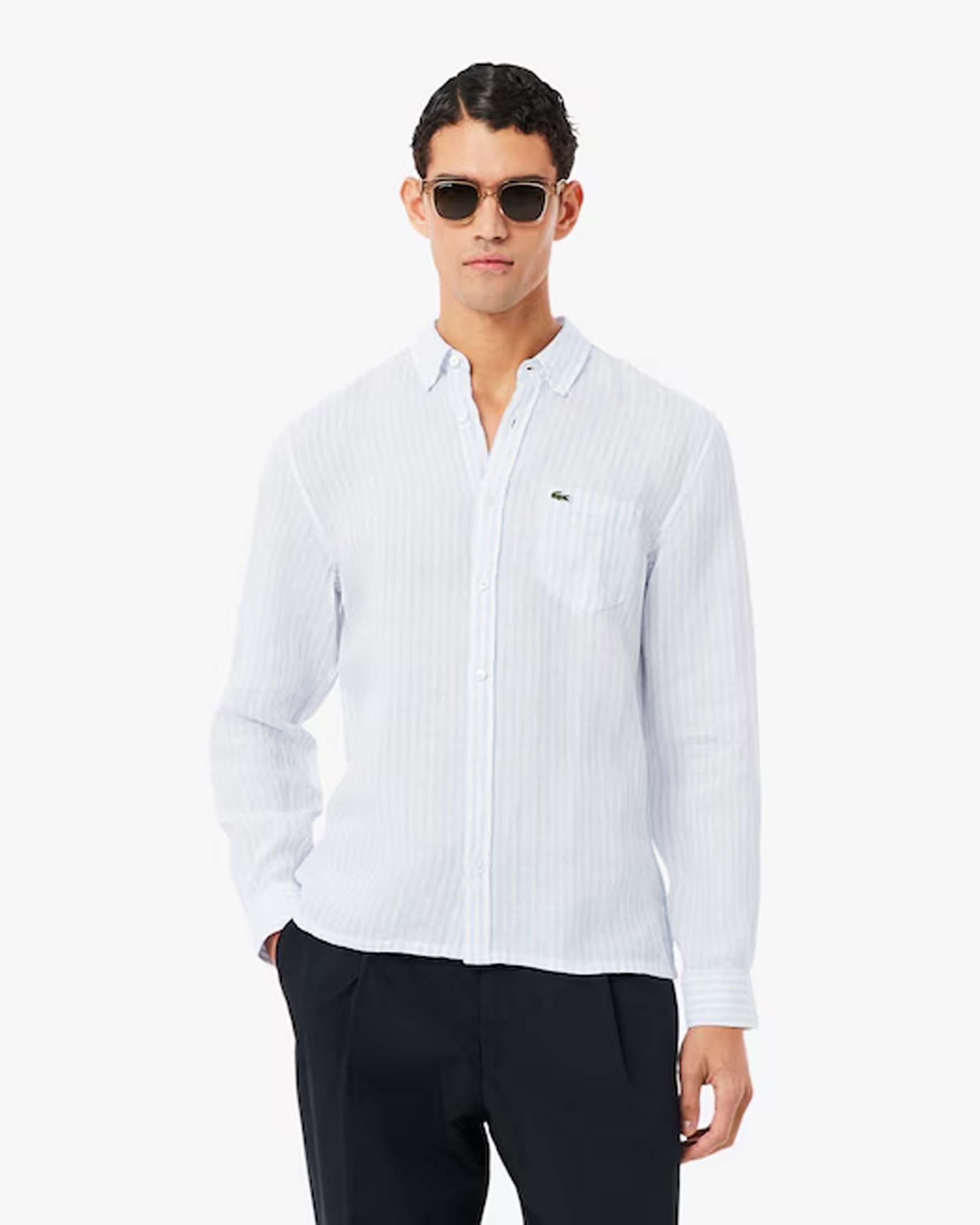 Camicia a righe bianche e azzurre in puro lino con collo button down e taschino