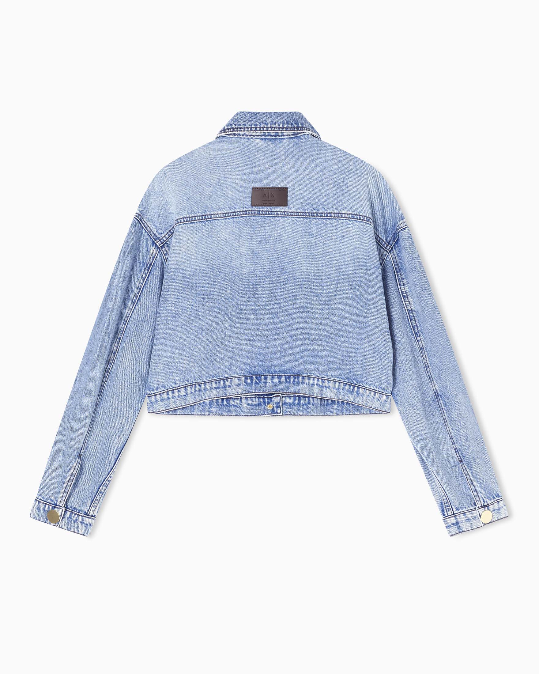 Giubbino Armani Exchange in denim di cotone lavaggio chiaro con automatici e collo a camicia image